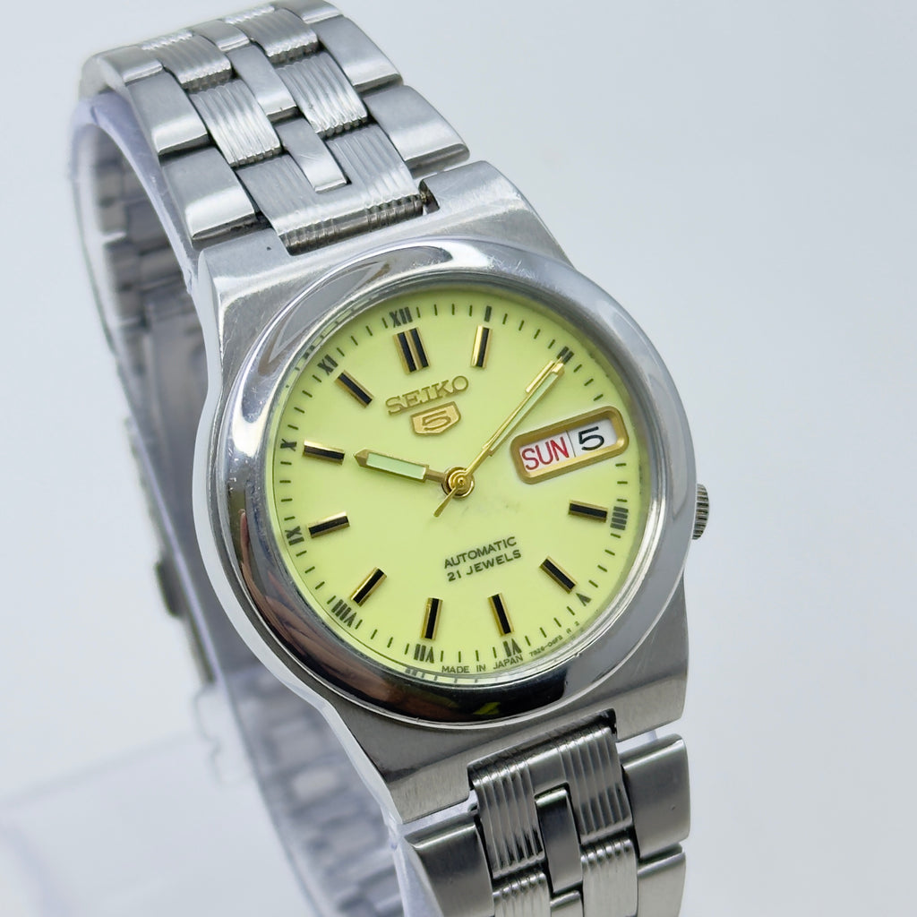 Vintage Seiko 5 - Automatic Watch Day/Date Stainless Steel Japan Made