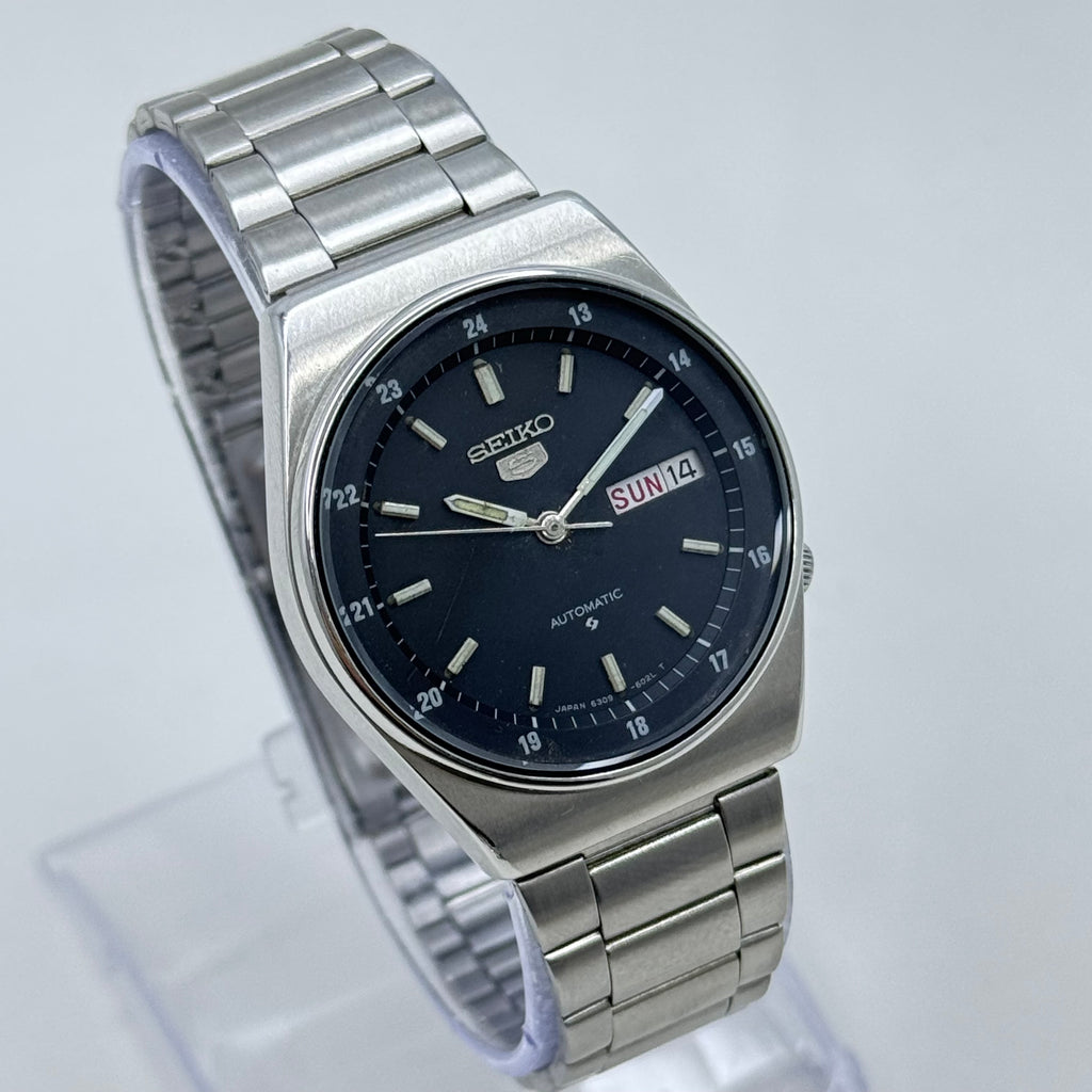 Seiko 5 Automatic Men's Watch Black Railway Time Dial 36mm Day-Date Japan