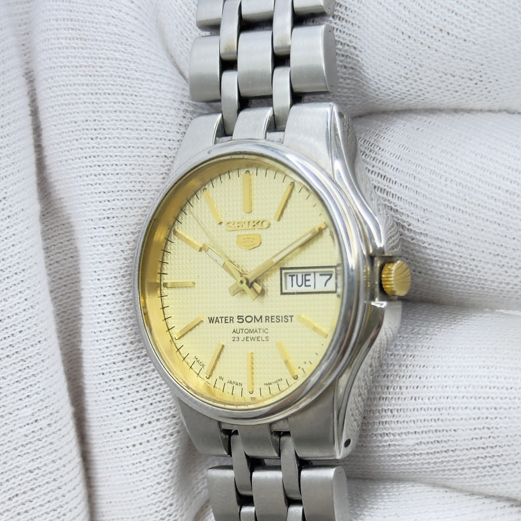 Vintage Seiko 5 Automatic 7S36-00K0 - 23 Jewels Japan Made