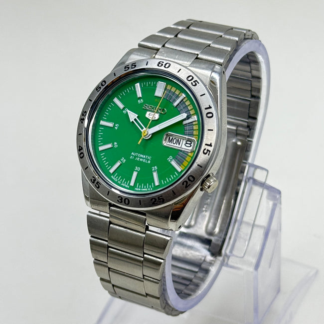Seiko 5 -  Automatic Watch 21 Jewels  Green Dial Vintage Style Mod Hover Image