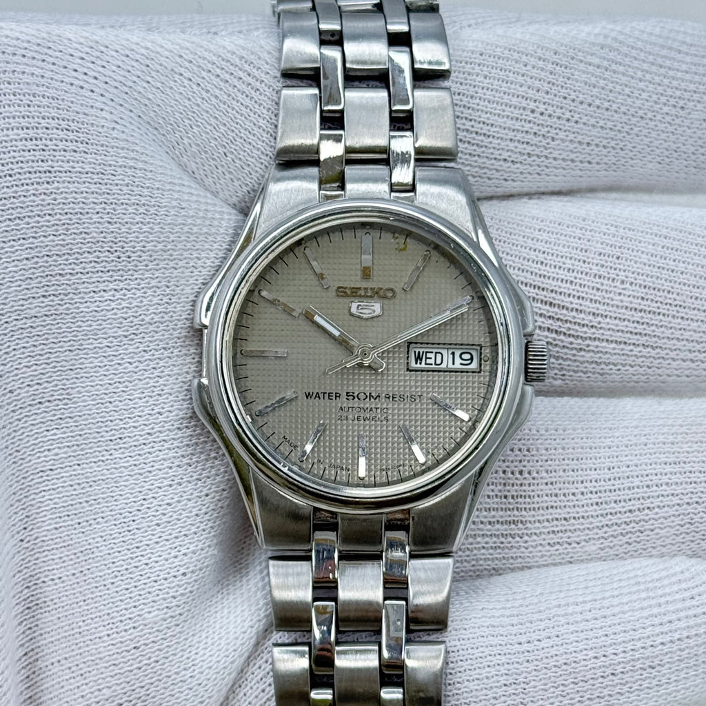 Vintage Seiko 5 Automatic 7S36-00A0 23J Grey Dial Men's Watch