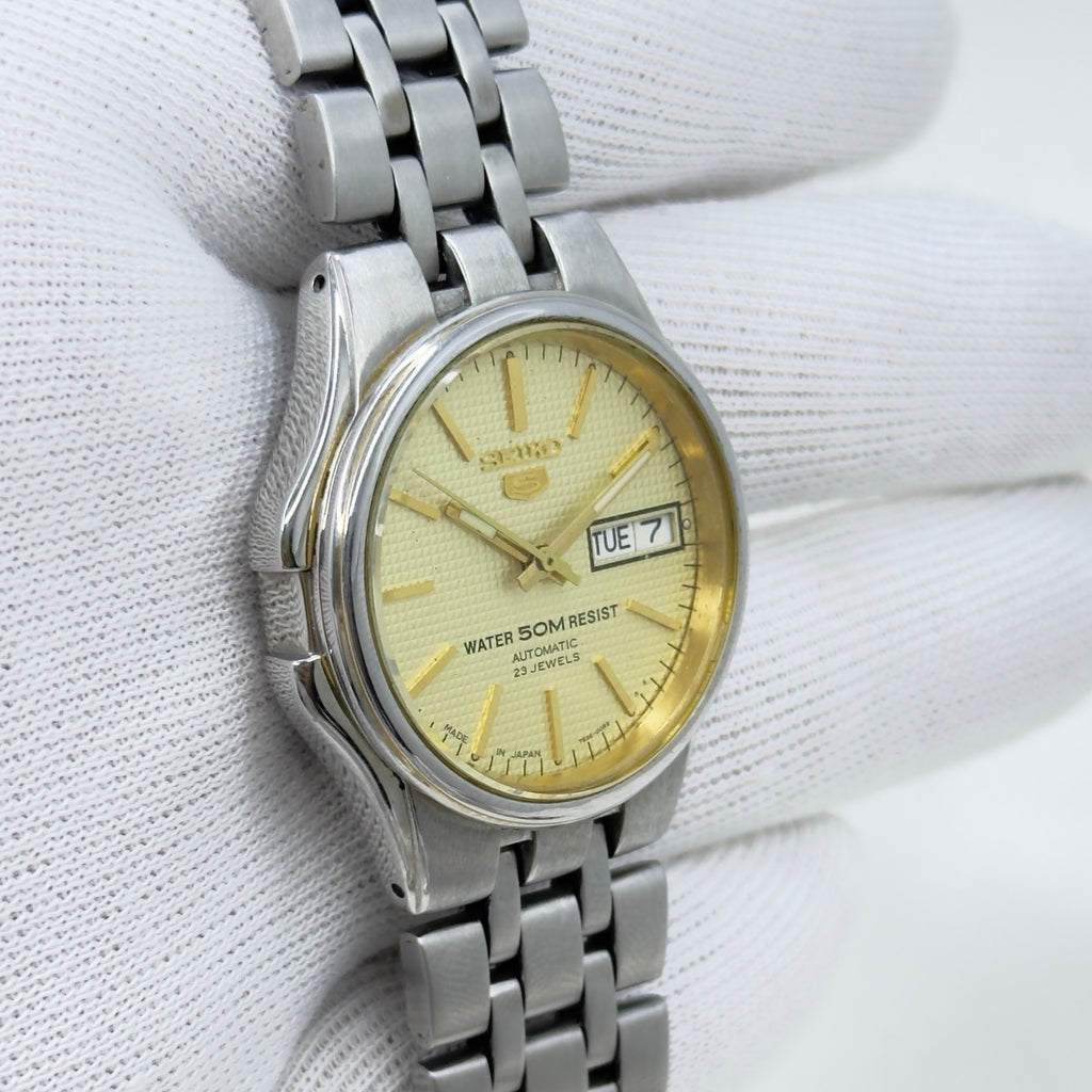 Vintage Seiko 5 Automatic 7S36-00K0 - 23 Jewels Japan Made