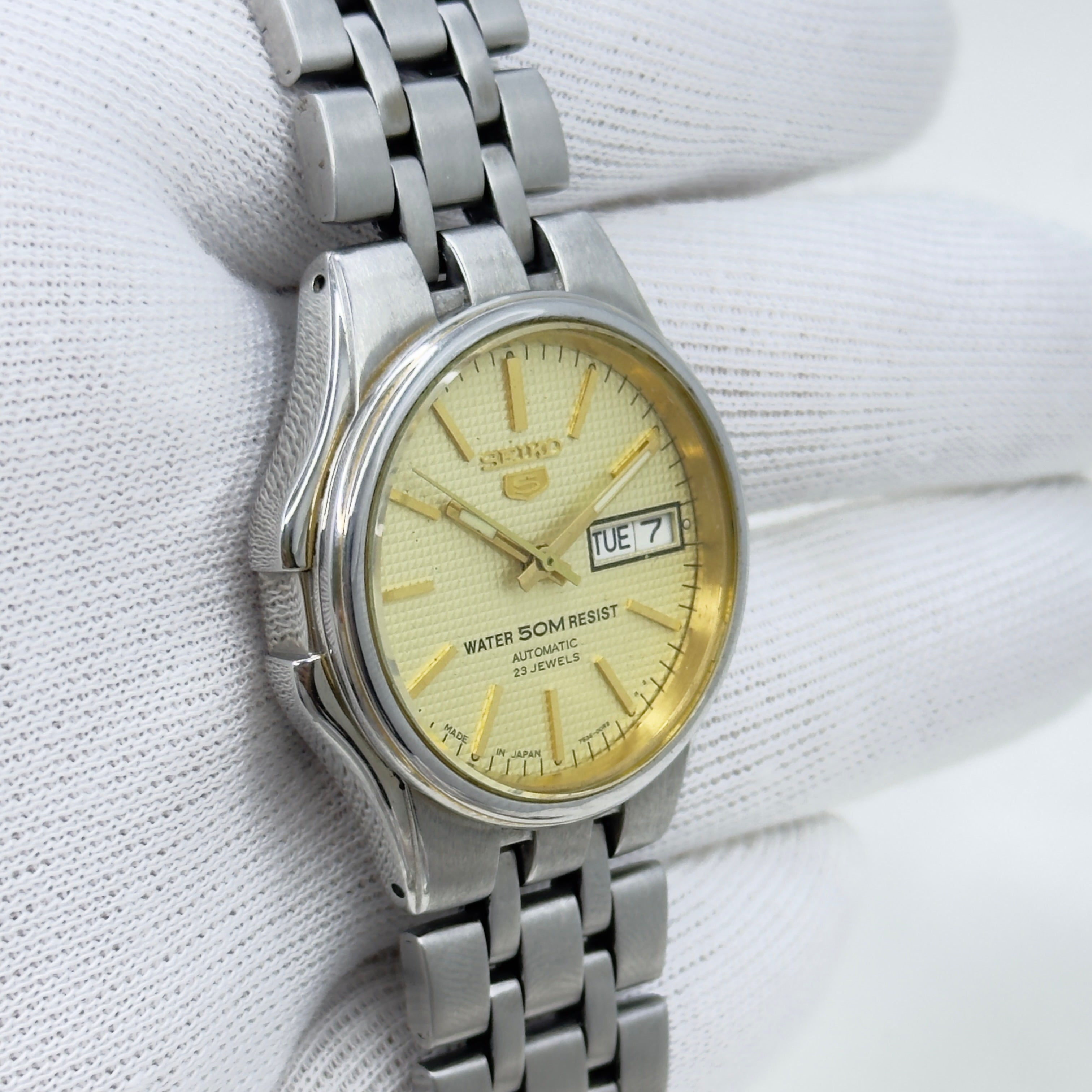 Vintage Seiko 5 Automatic 7S36-00K0 - 23 Jewels Japan Made