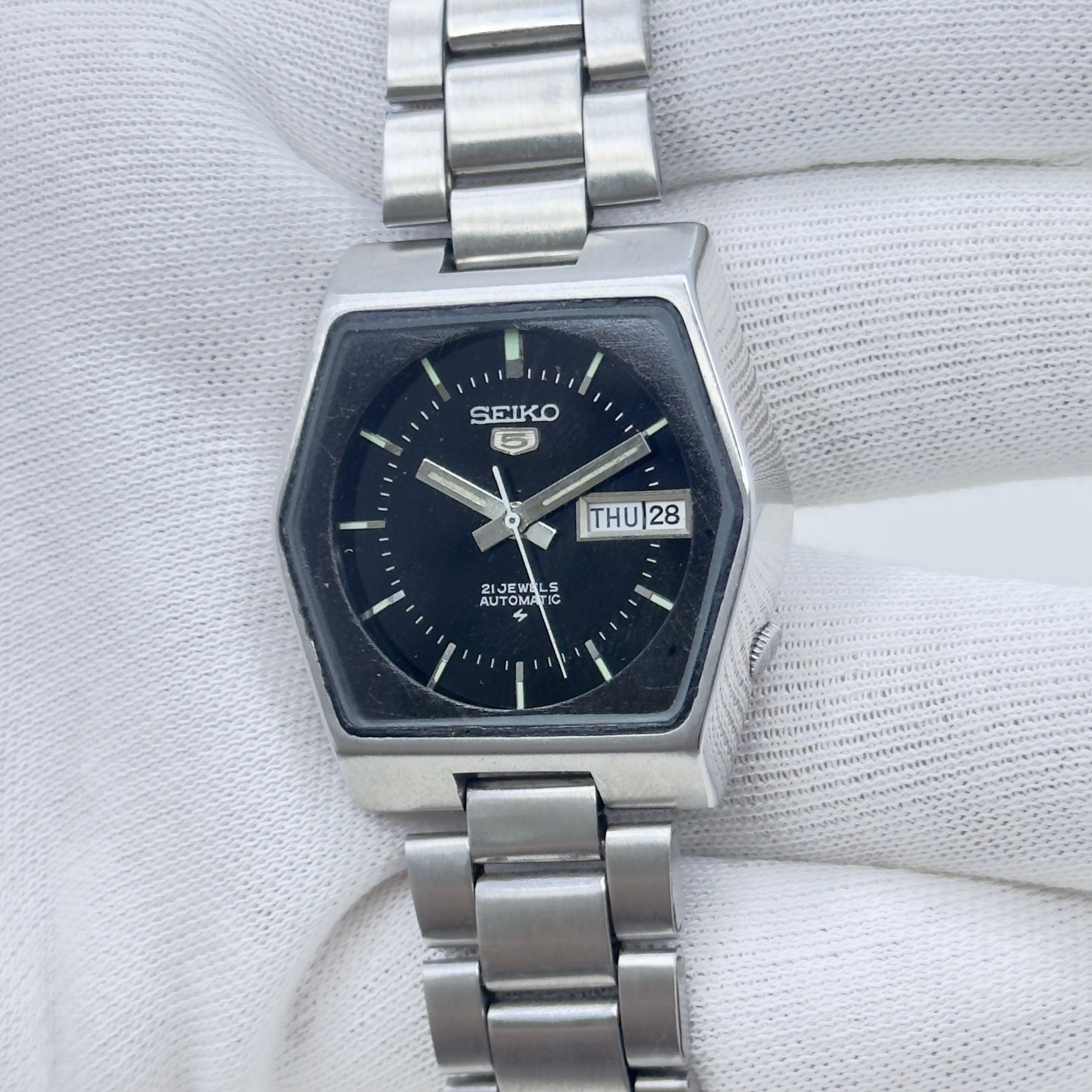 Vintage Seiko 5 Automatic Men's Watch Black Dial Japan Made