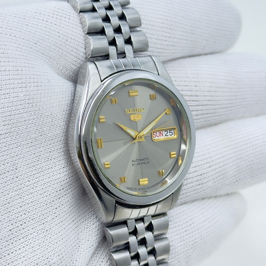 Seiko 5 - 7S26-00X0 Automatic Men's Watch Day Date Stainless Steel Japan Made