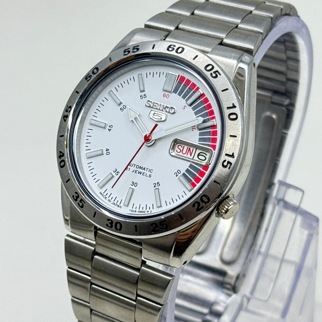 Seiko 5 -  Automatic Watch 21-J White Dial Vintage Style Mod Hover Image