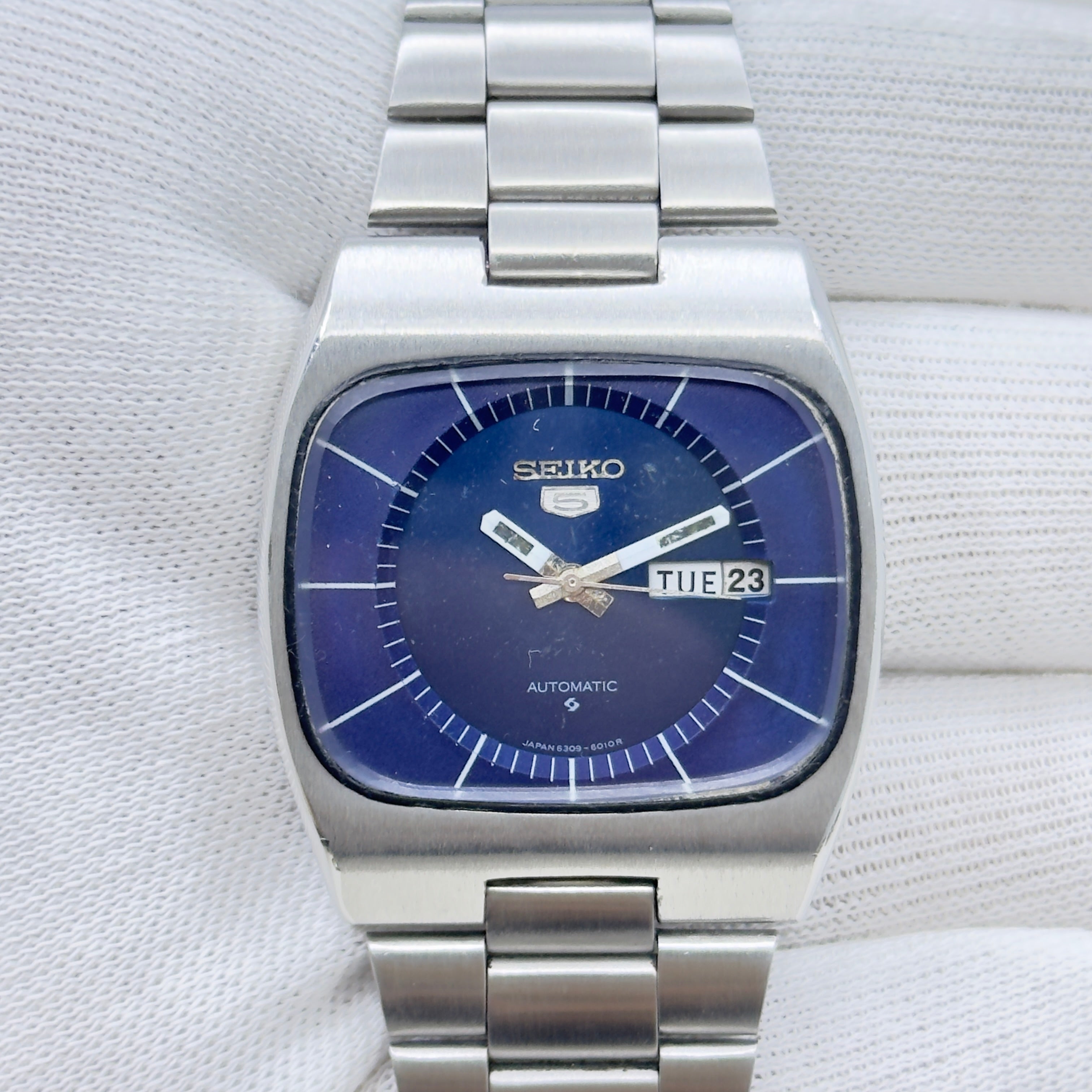 Vintage Seiko 5 Automatic Men's Watch Japan Made