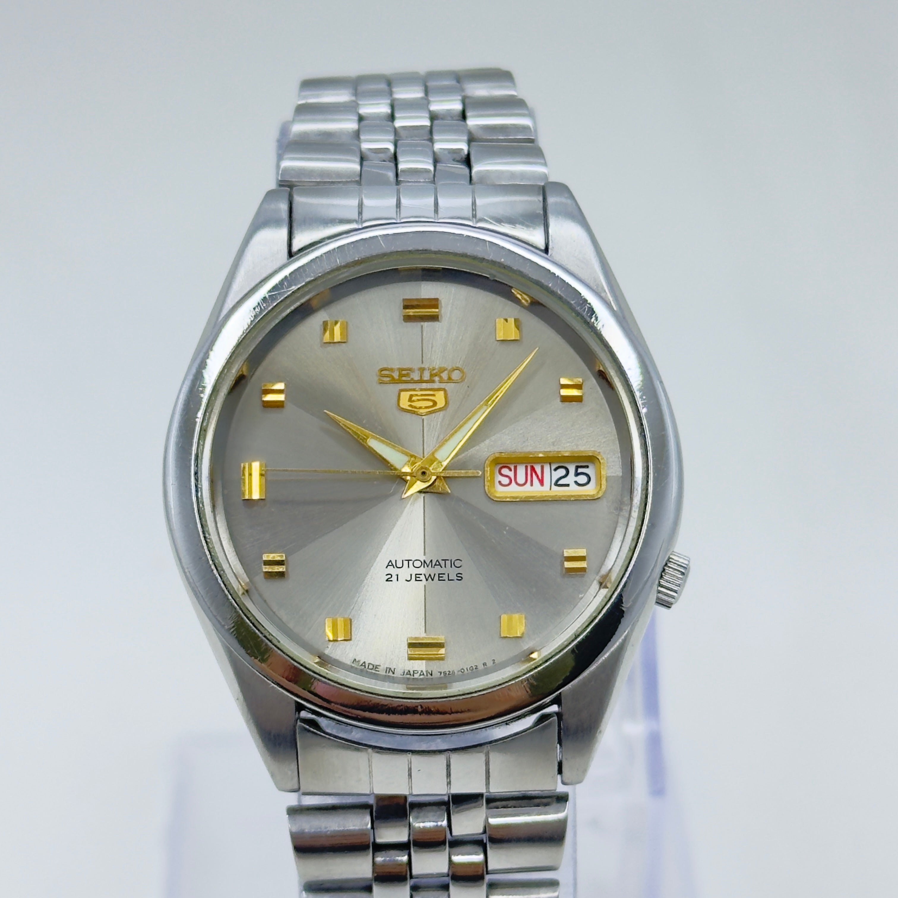 Seiko 5 - 7S26-00X0 Automatic Men's Watch Day Date Stainless Steel Japan Made