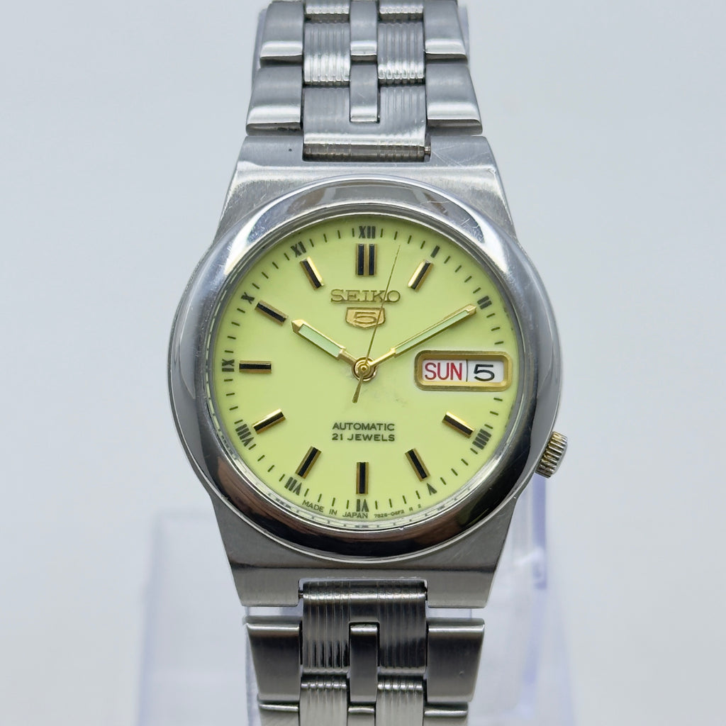 Vintage Seiko 5 - Automatic Watch Day/Date Stainless Steel Japan Made