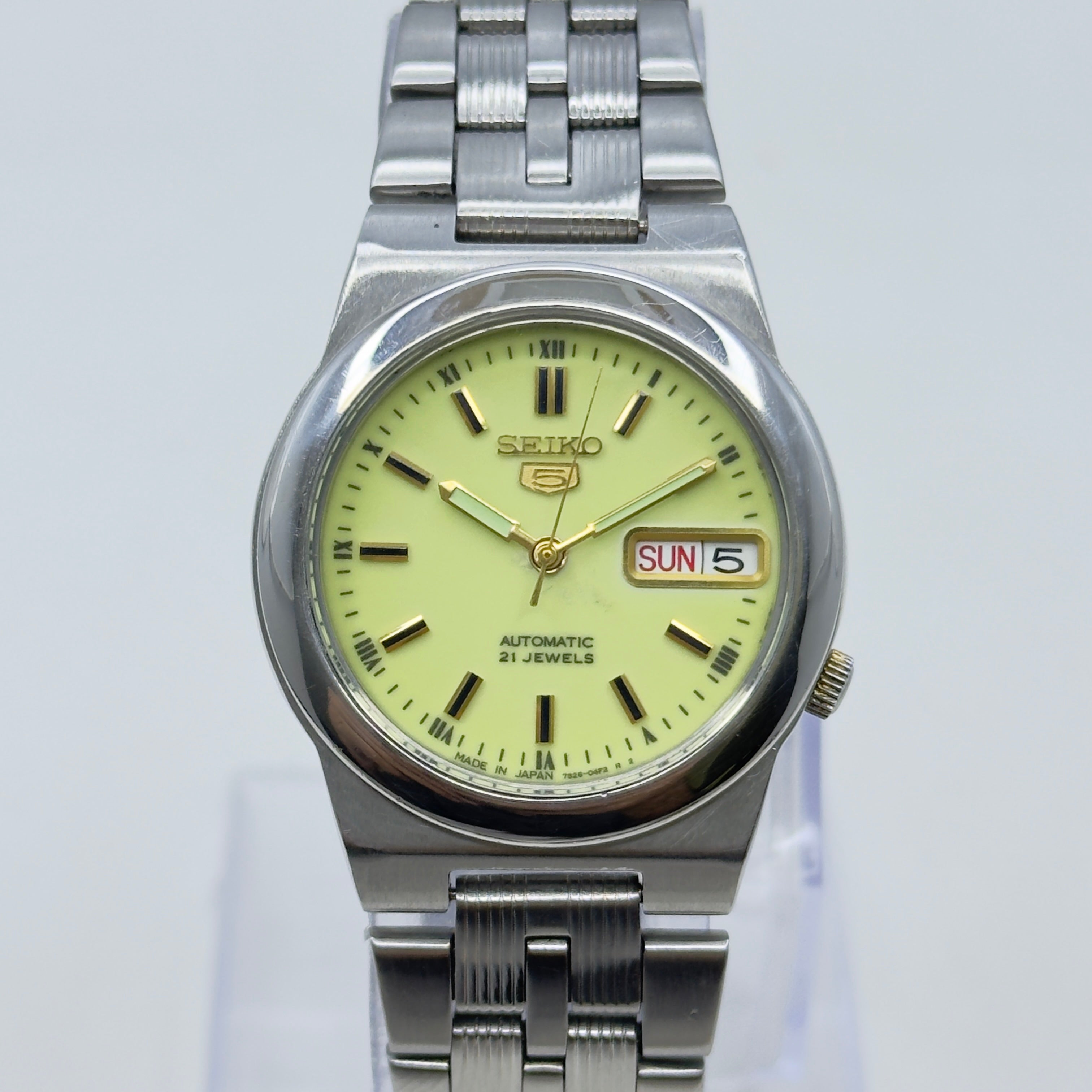 Vintage Seiko 5 - Automatic Watch Day/Date Stainless Steel Japan Made