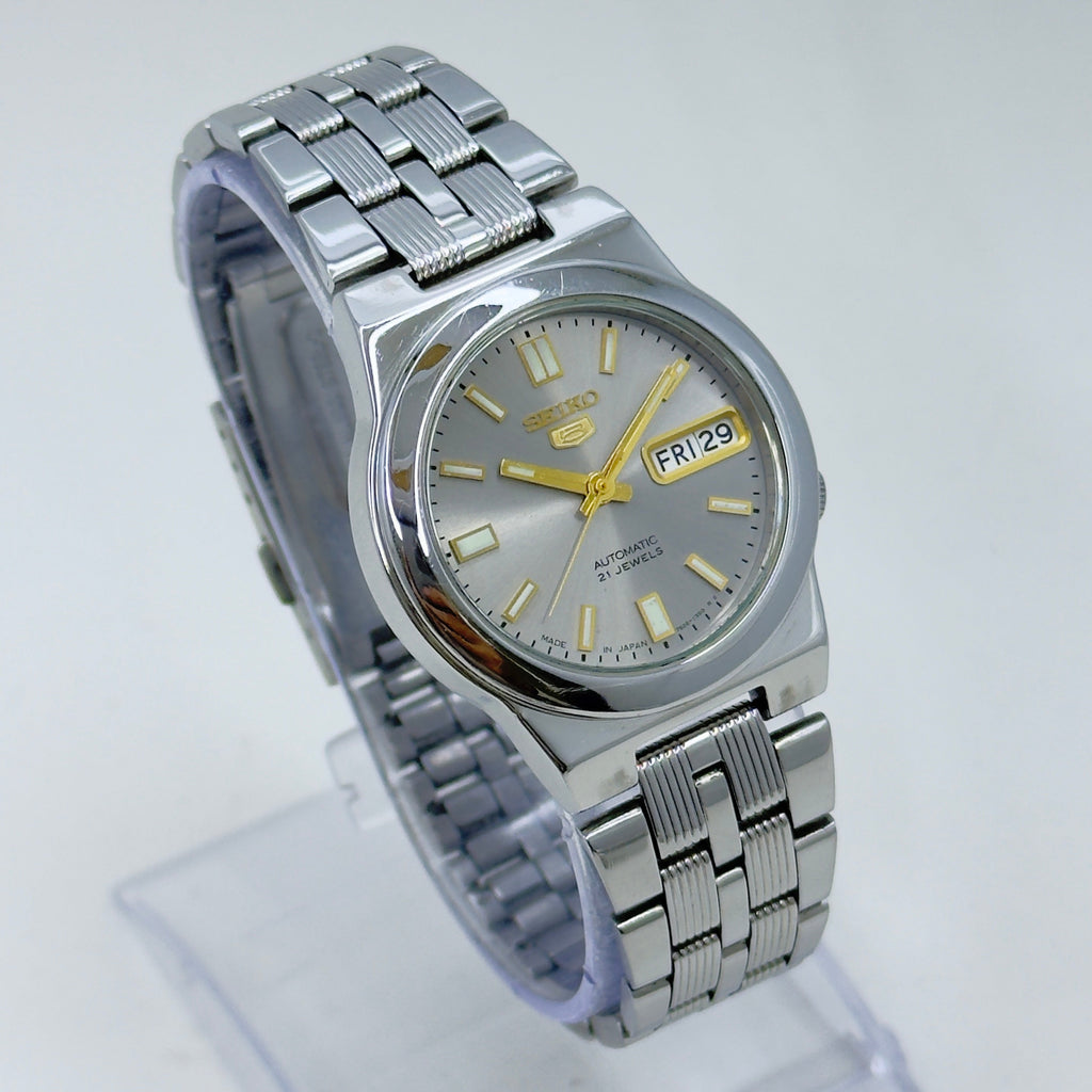 Seiko 5 - 7S26-01R0 Automatic Men's Watch Day Date Stainless Steel Japan Made