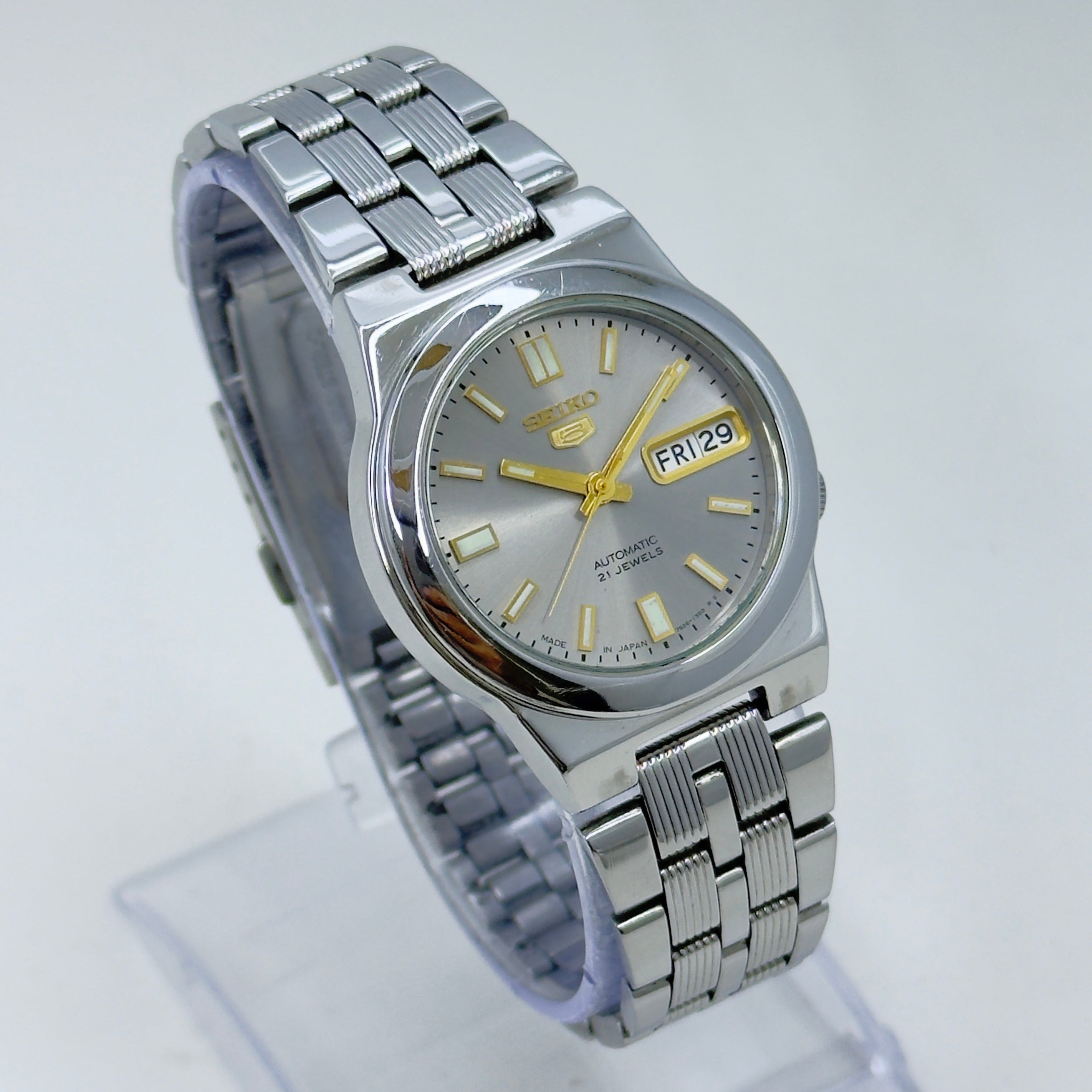 Seiko 5 - 7S26-01R0 Automatic Men's Watch Day Date Stainless Steel Japan Made