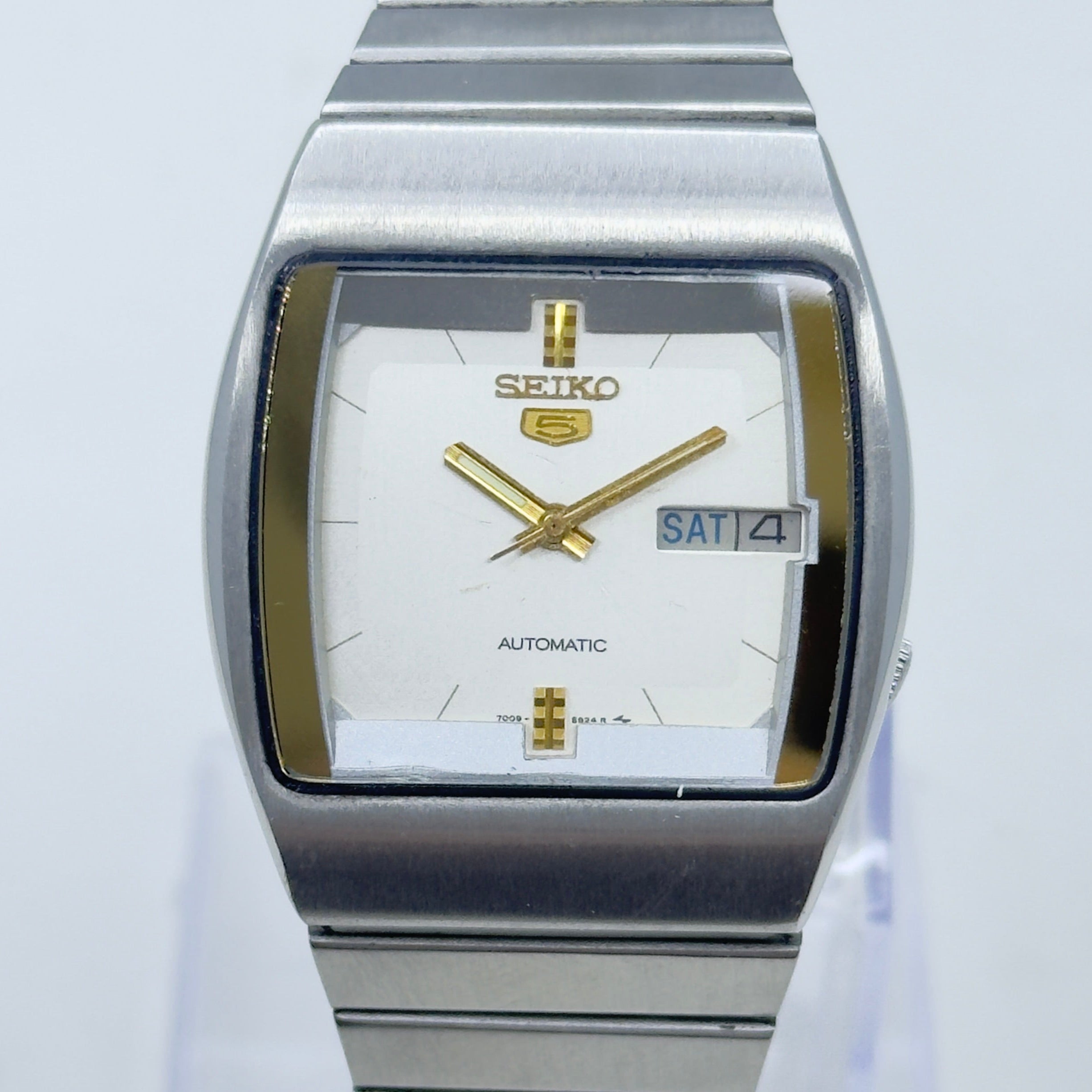 Vintage Seiko 5 Automatic (7009-5770) Men's Wristwatch Japan Made