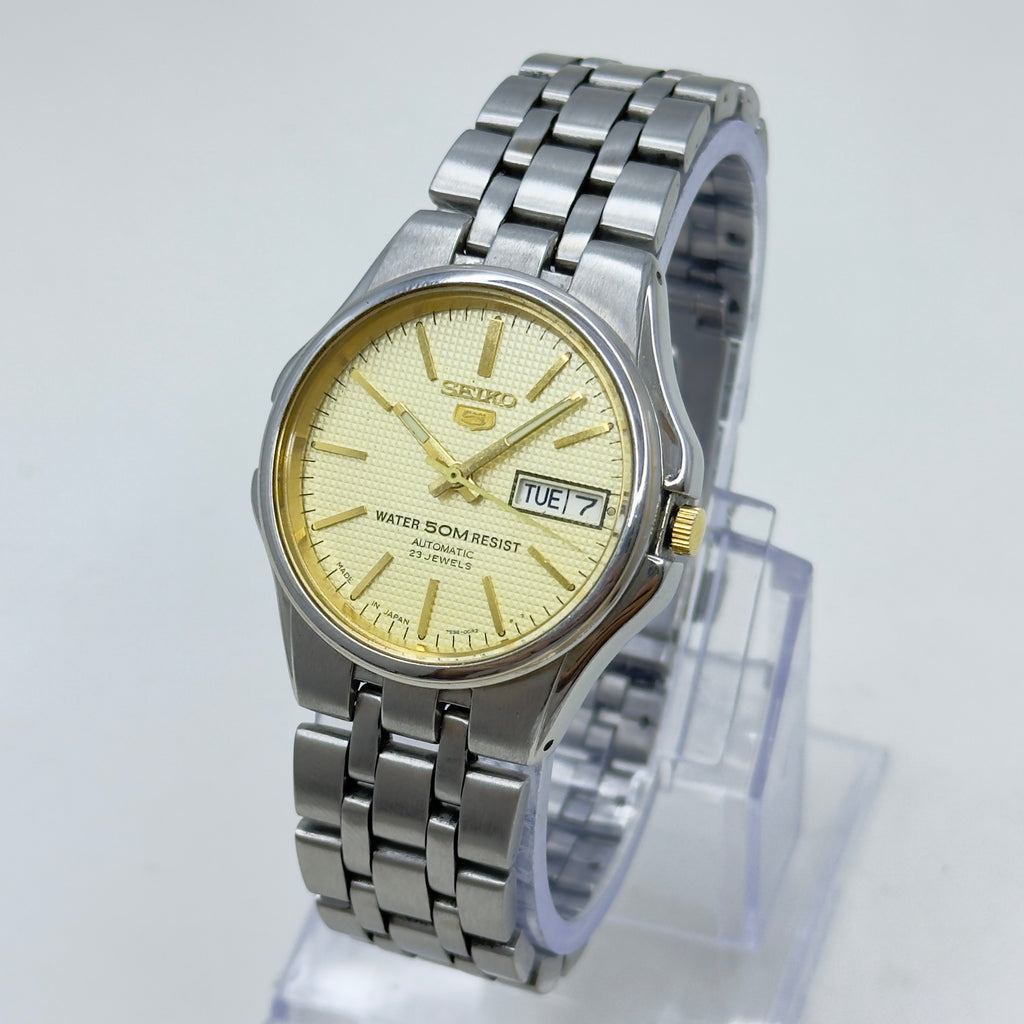 Vintage Seiko 5 Automatic 7S36-00K0 - 23 Jewels Japan Made