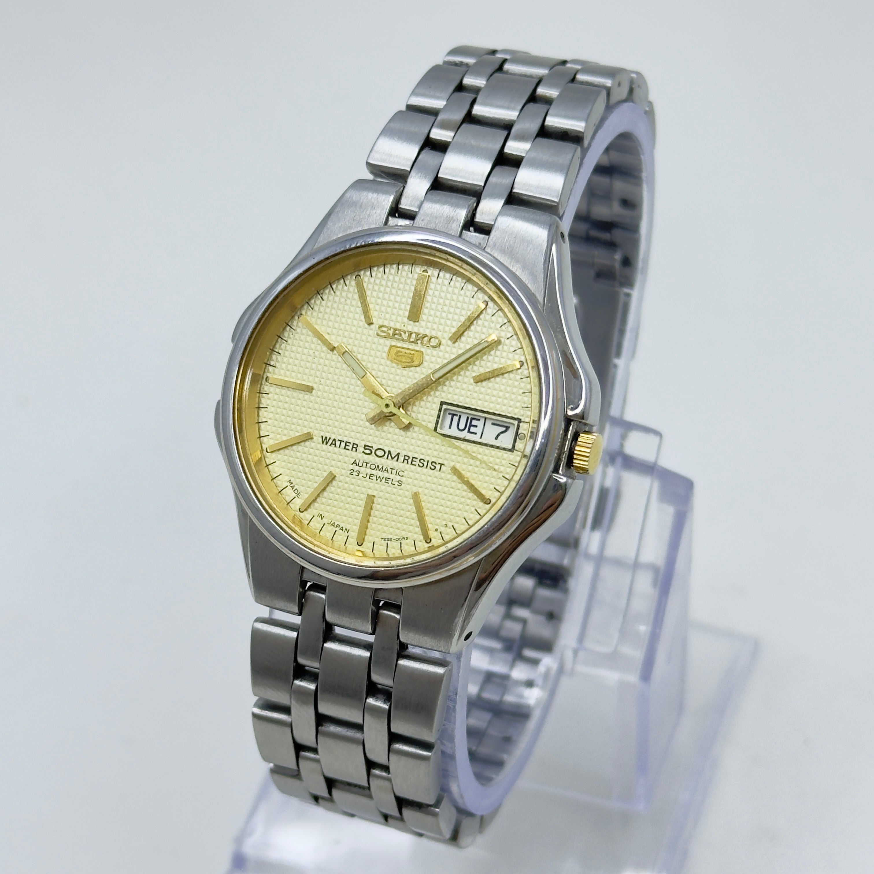 Vintage Seiko 5 Automatic 7S36-00K0 - 23 Jewels Japan Made