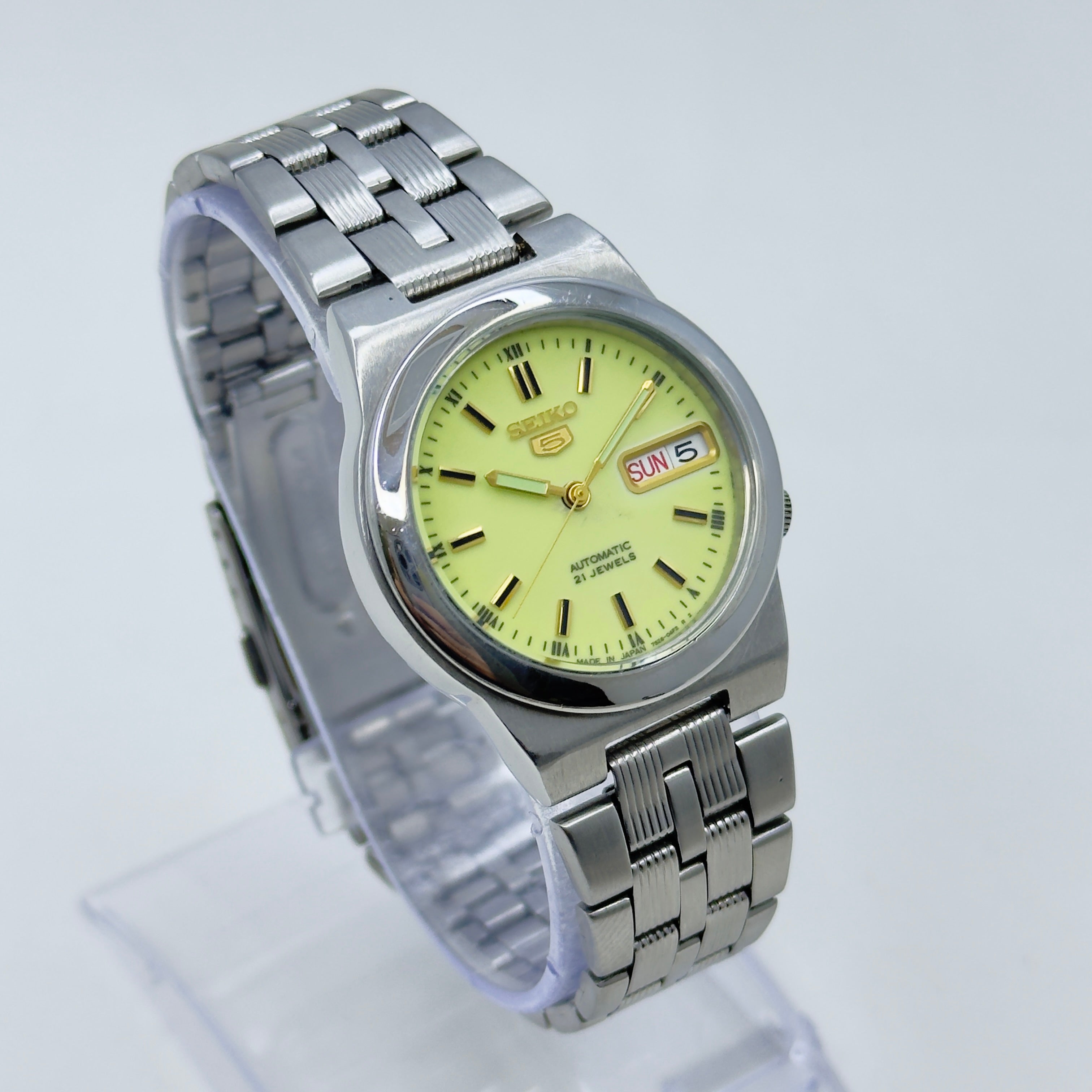 Vintage Seiko 5 - Automatic Watch Day/Date Stainless Steel Japan Made