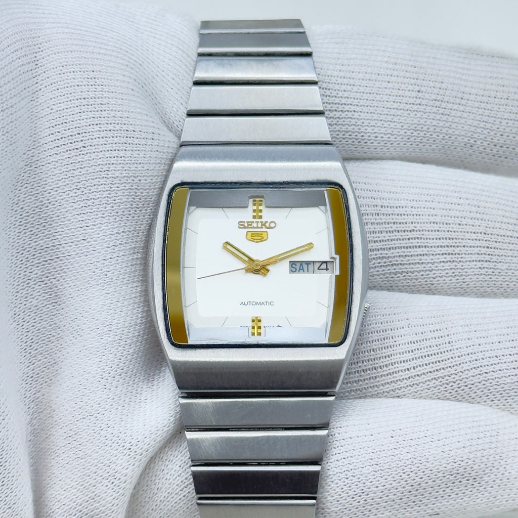 Vintage Seiko 5 Automatic (7009-5770) Men's Wristwatch Japan Made