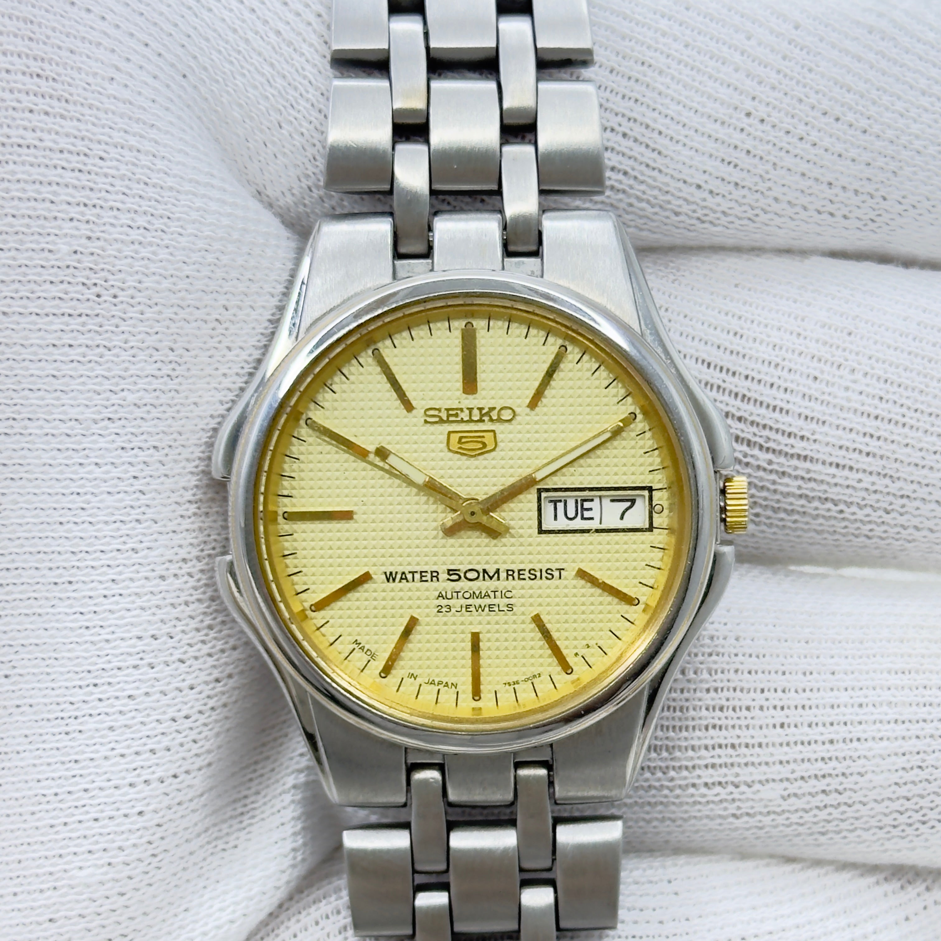 Vintage Seiko 5 Automatic 7S36-00K0 - 23 Jewels Japan Made