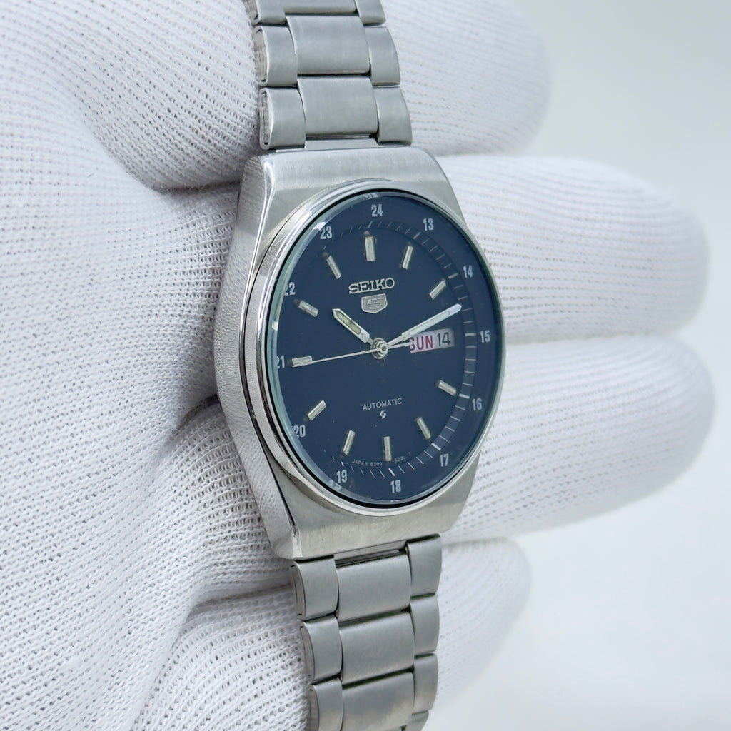 Seiko 5 Automatic Men's Watch Black Railway Time Dial 36mm Day-Date Japan