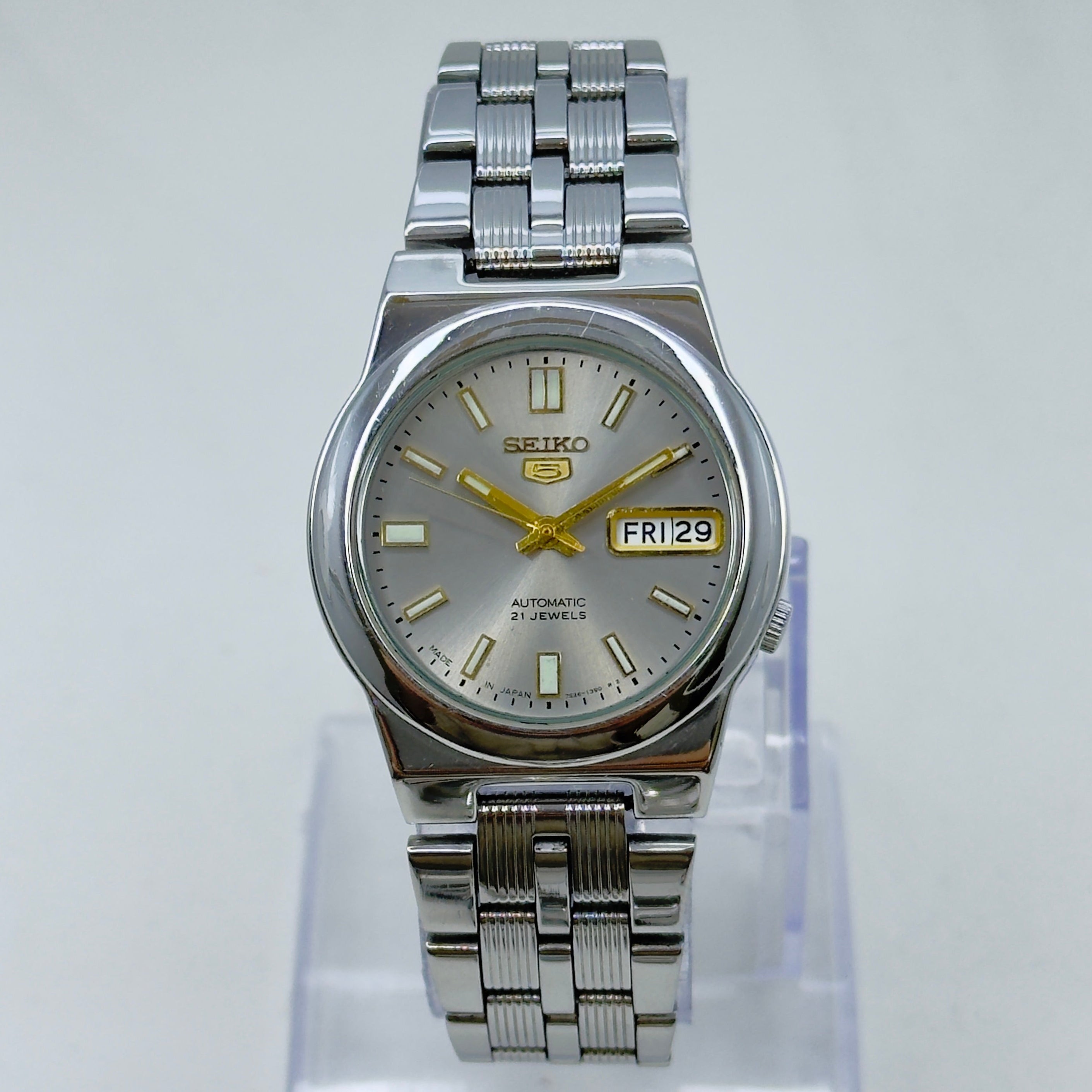 Seiko 5 - 7S26-01R0 Automatic Men's Watch Day Date Stainless Steel Japan Made