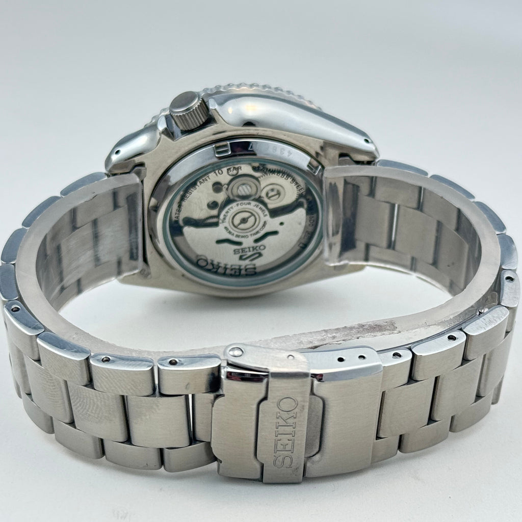 Seiko 5 - Sports Diver Mod: Black Dial Automatic Stainless Steel Watch
