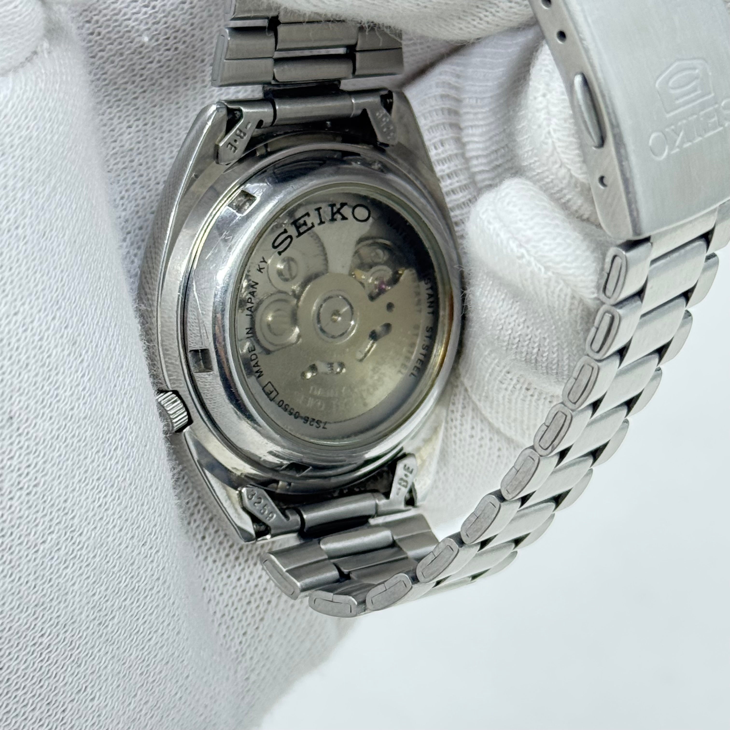 Vintage Seiko 5 Automatic Black Dial — 21 Jewels (7S26)