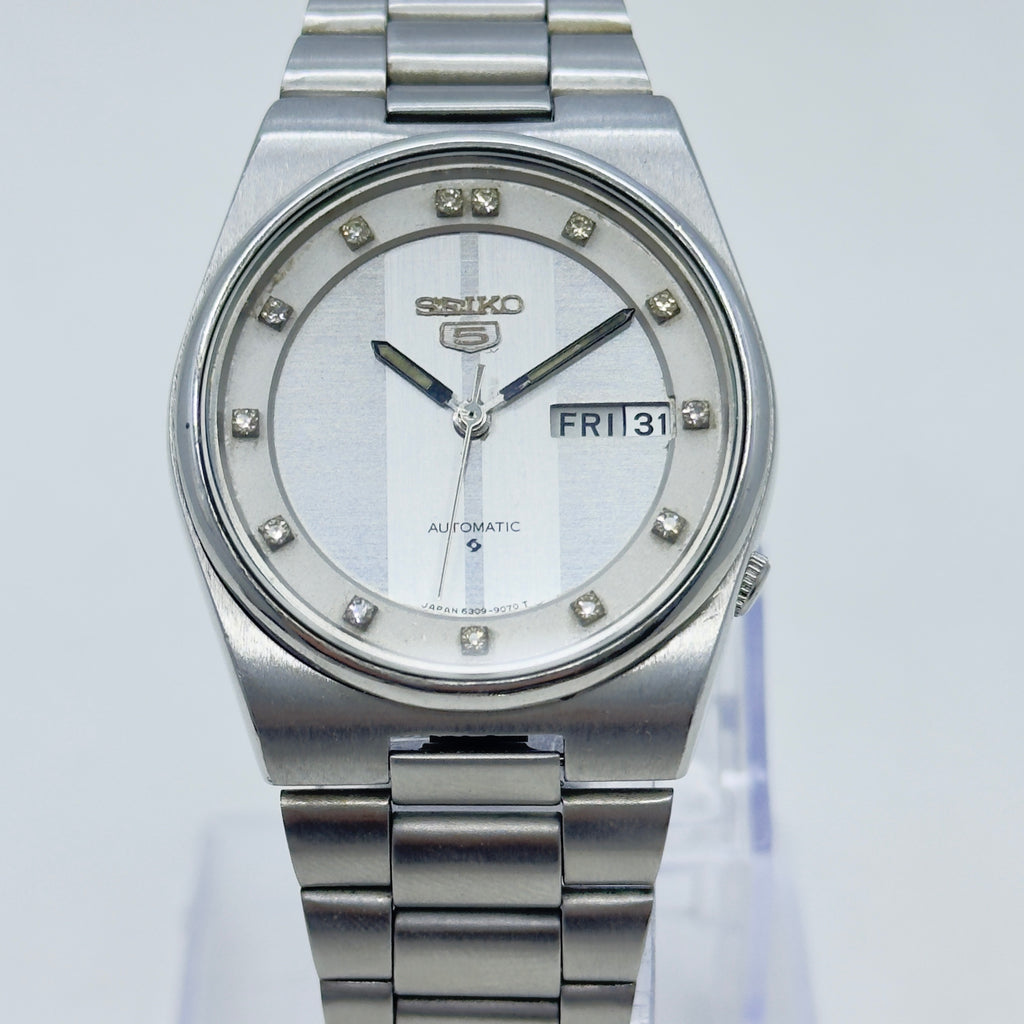 Vintage Watch Seiko 5 Automatic Men's Watch Silver Dial Japan Made