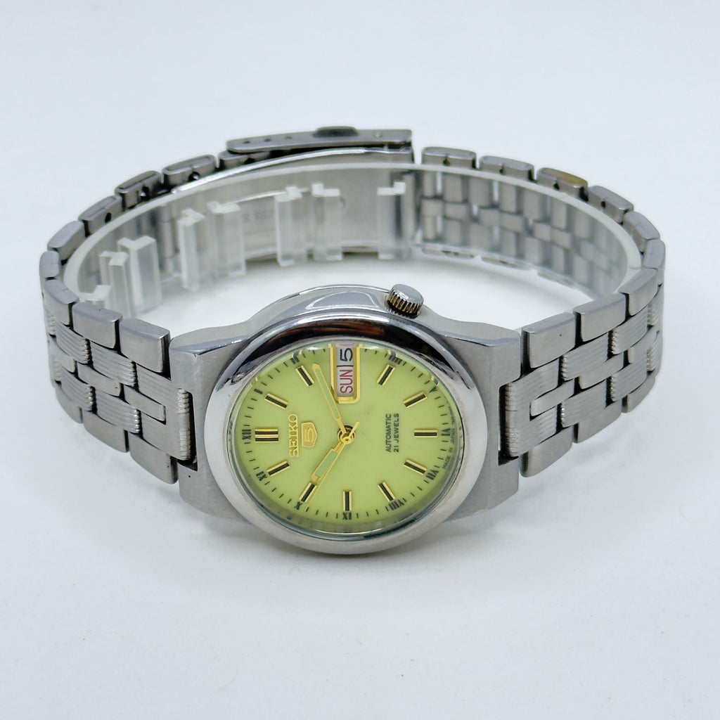 Vintage Seiko 5 - Automatic Watch Day/Date Stainless Steel Japan Made