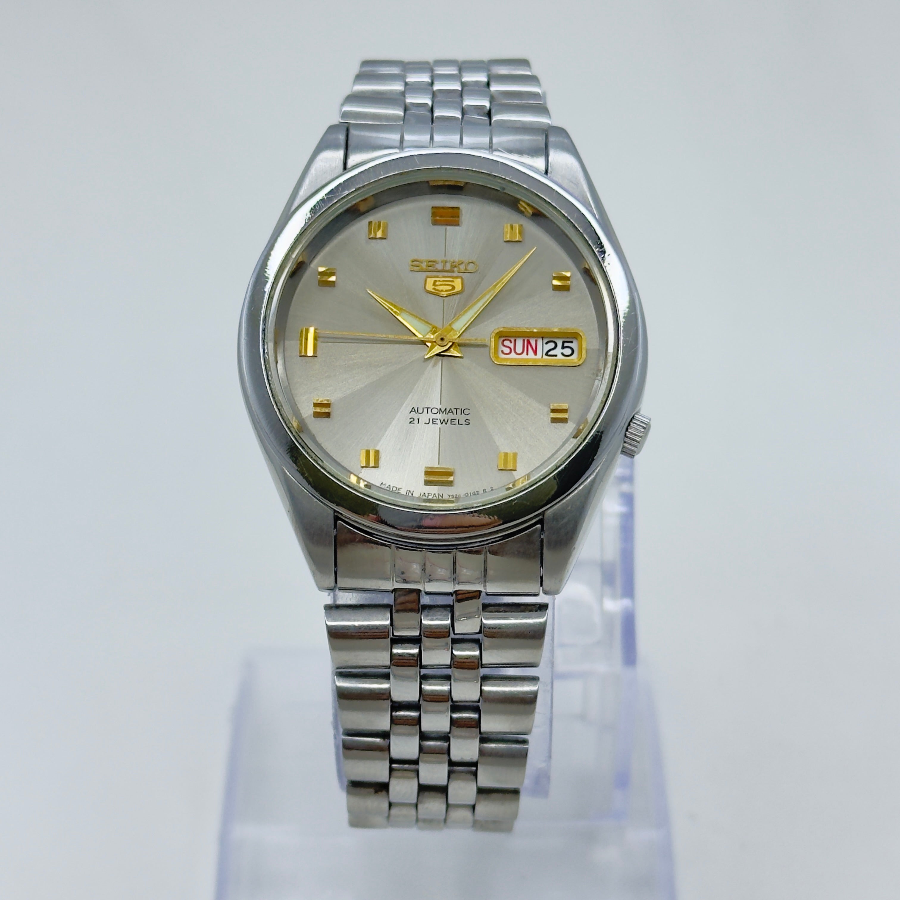 Seiko 5 - 7S26-00X0 Automatic Men's Watch Day Date Stainless Steel Japan Made