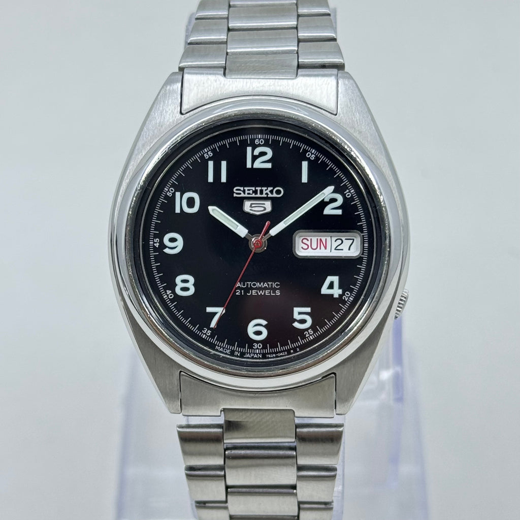 Vintage Seiko 5 Automatic Black Dial — 21 Jewels (7S26)