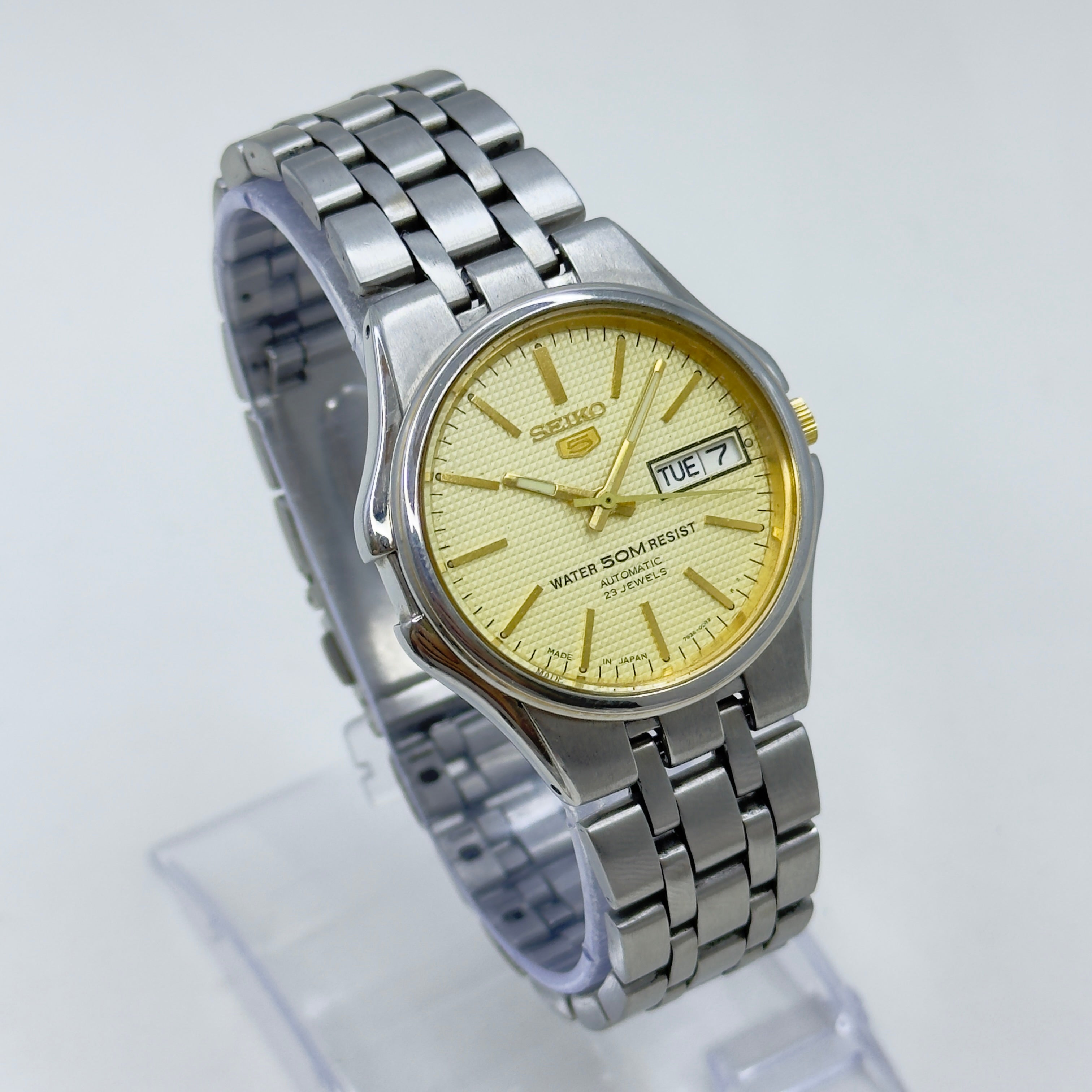 Vintage Seiko 5 Automatic 7S36-00K0 - 23 Jewels Japan Made