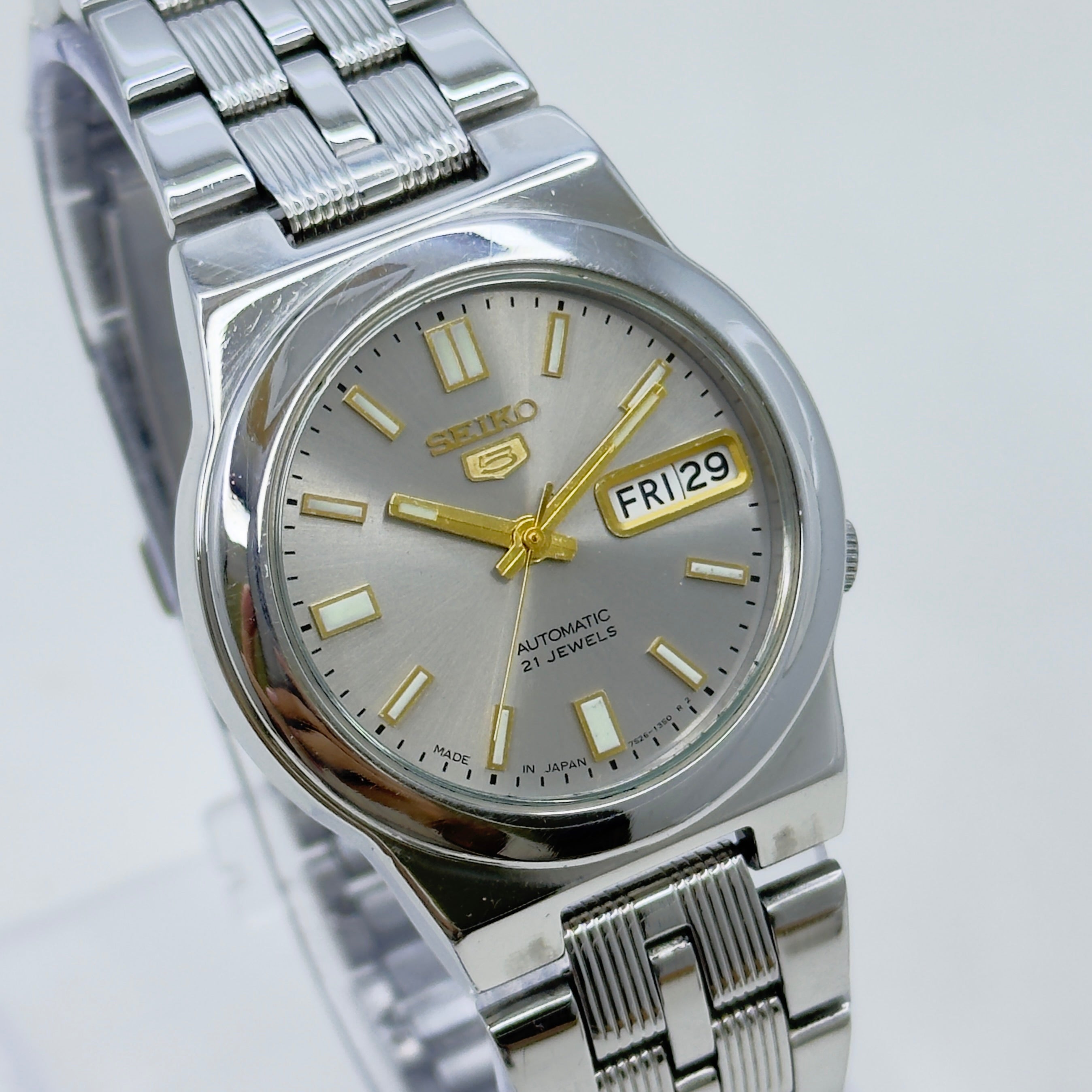 Seiko 5 - 7S26-01R0 Automatic Men's Watch Day Date Stainless Steel Japan Made