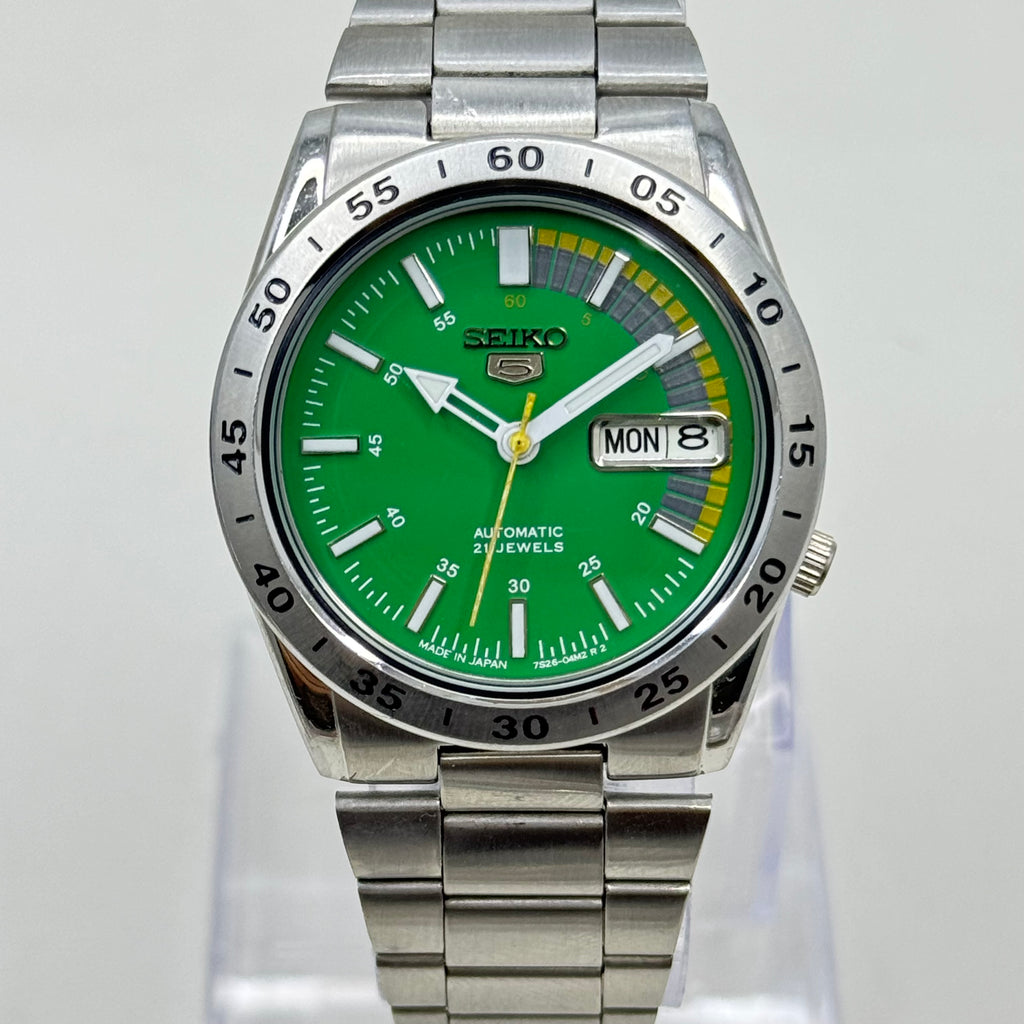 Seiko 5 -  Automatic Watch 21 Jewels  Green Dial Vintage Style Mod