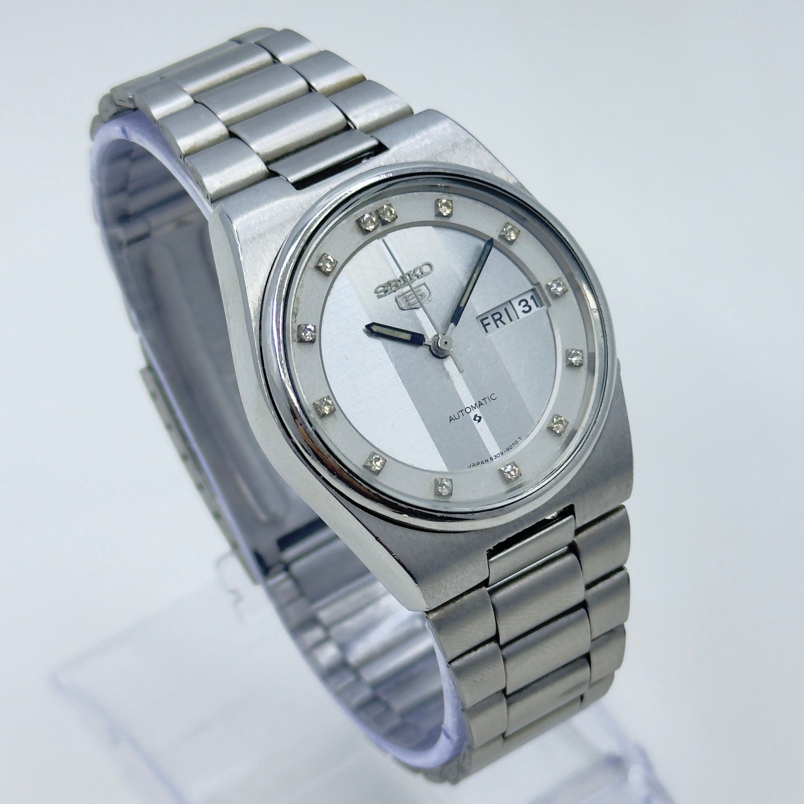 Vintage Watch Seiko 5 Automatic Men's Watch Silver Dial Japan Made