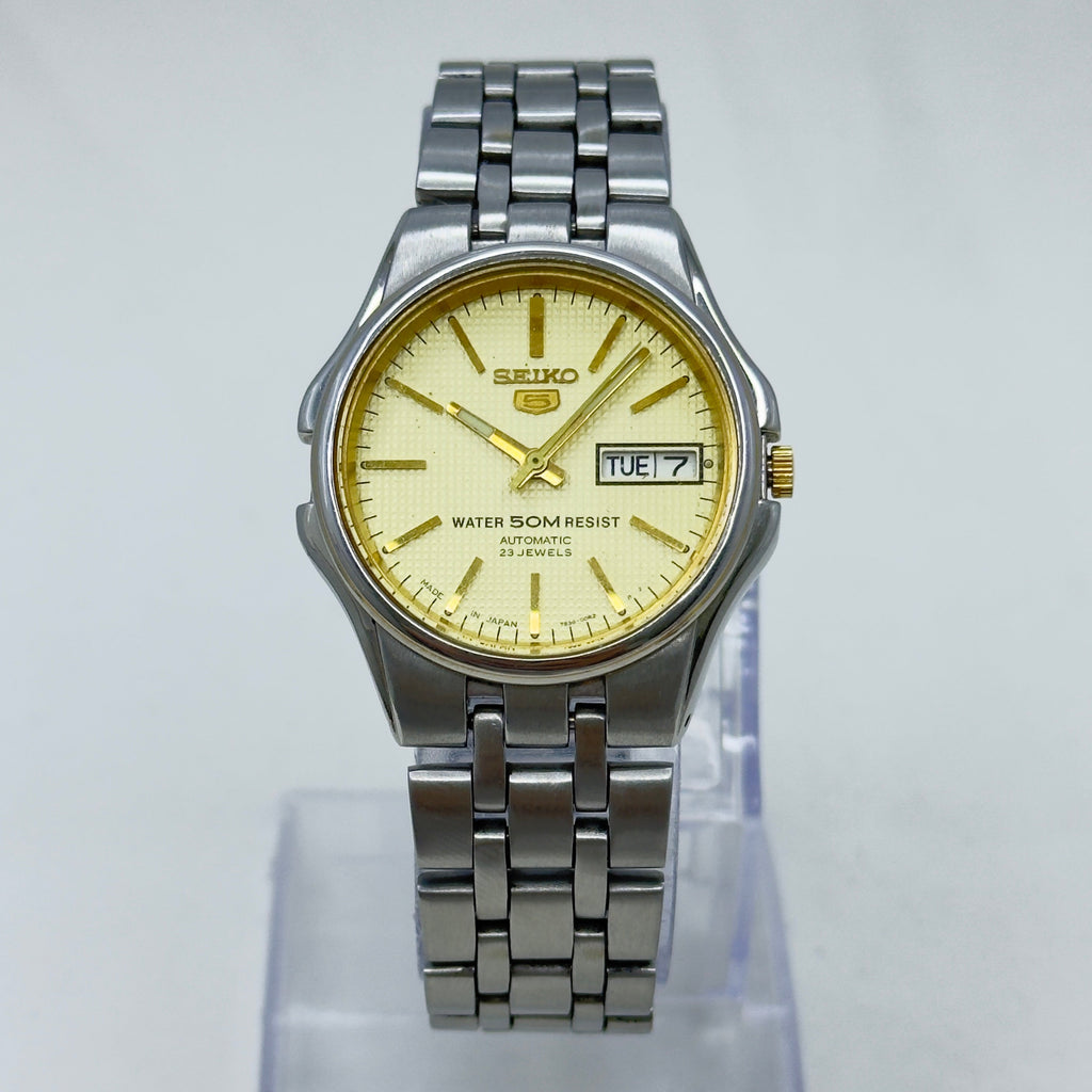 Vintage Seiko 5 Automatic 7S36-00K0 - 23 Jewels Japan Made