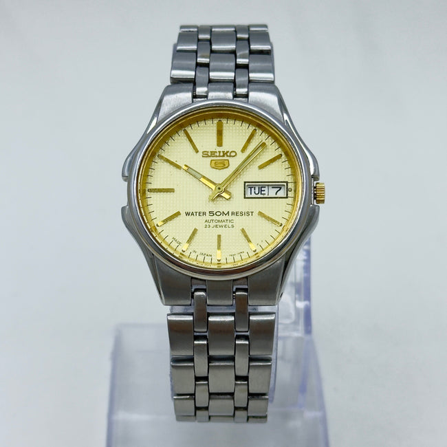 Vintage Seiko 5 Automatic 7S36-00K0 - 23 Jewels Japan Made Main Image