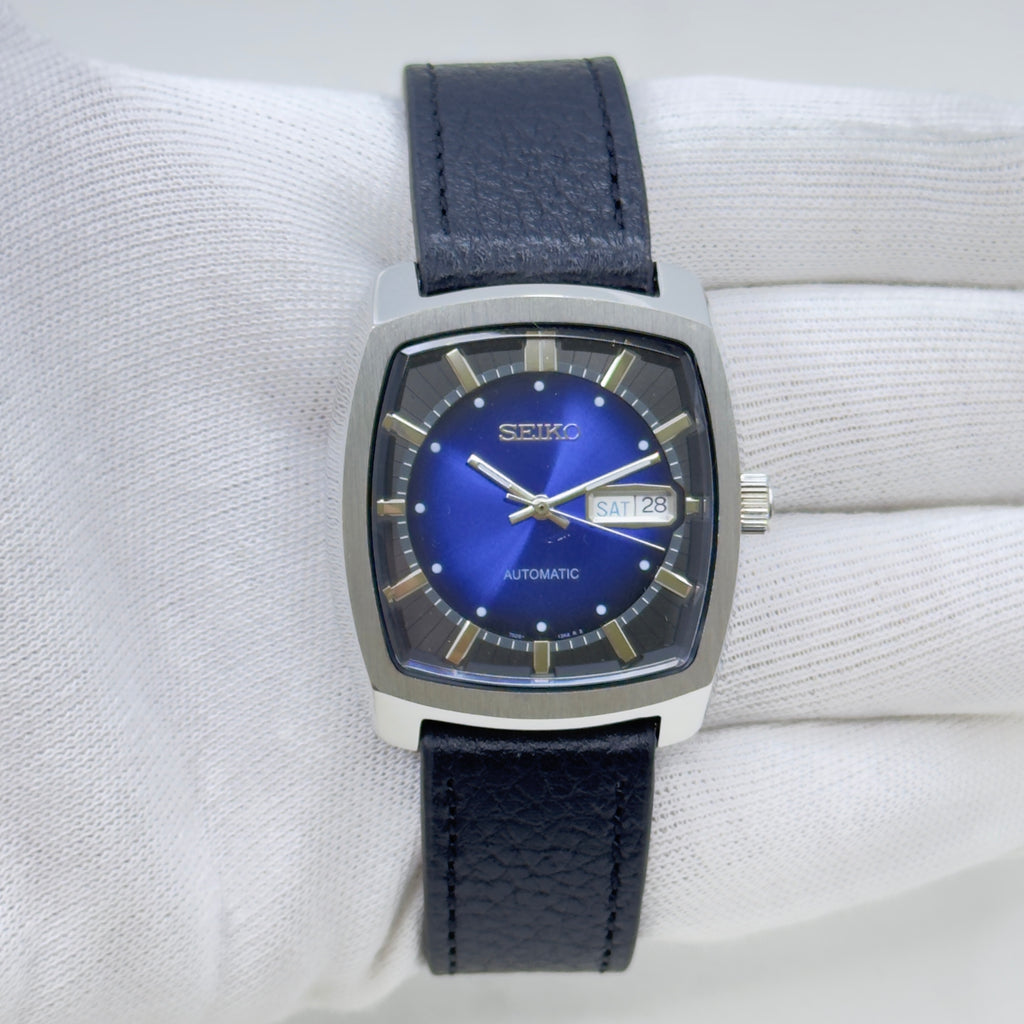 Vintage Style Watch - Seiko Automatic 21 Jewels Blue Dial Day Date Mod
