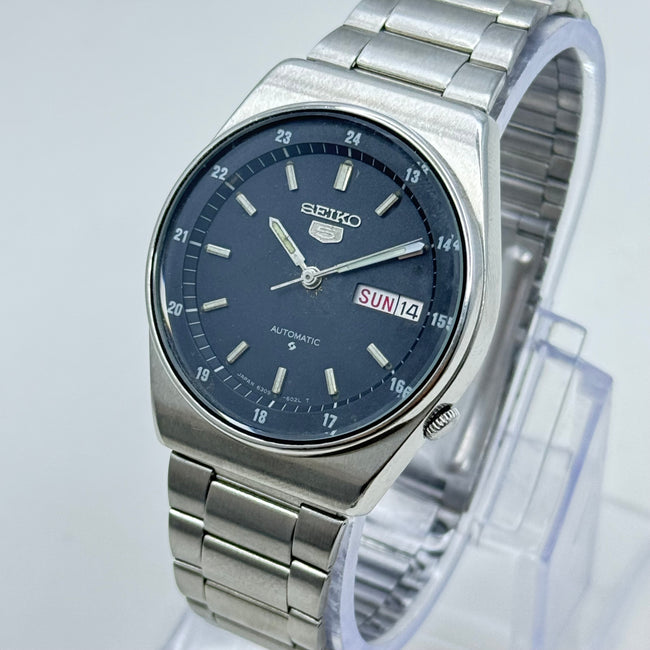 Seiko 5 Automatic Men's Watch Black Railway Time Dial 36mm Day-Date Japan Hover Image