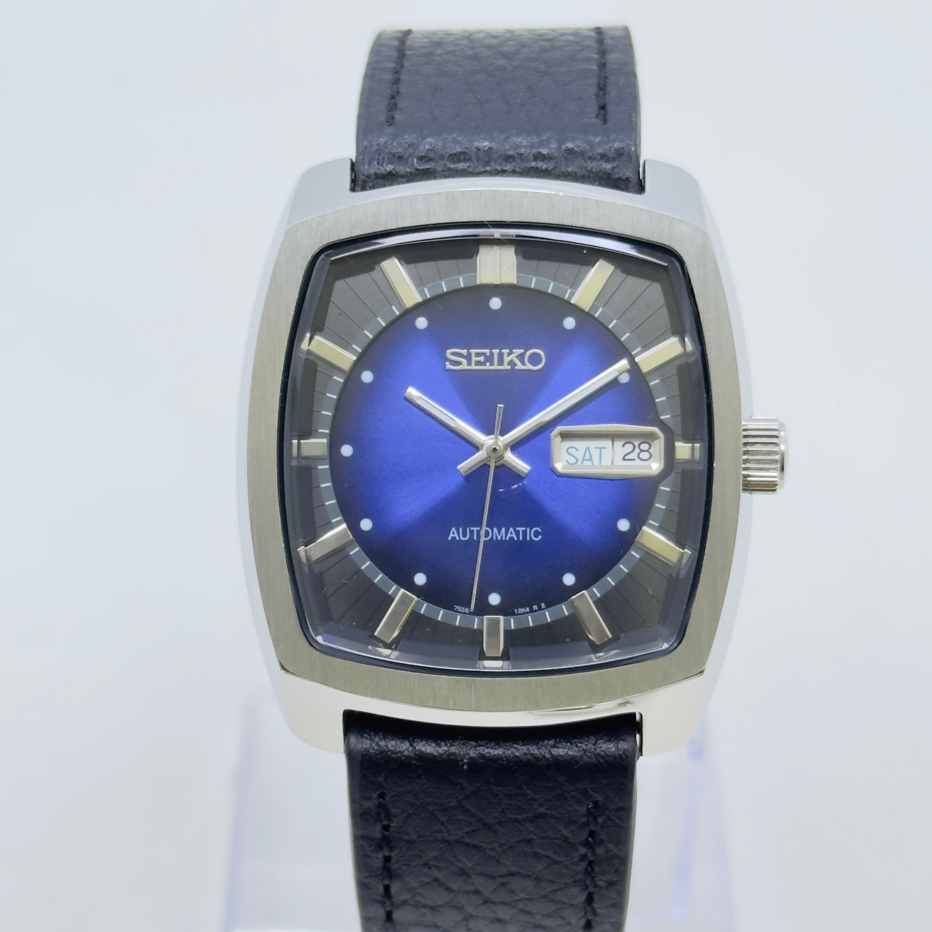 Vintage Style Watch - Seiko Automatic 21 Jewels Blue Dial Day Date Mod