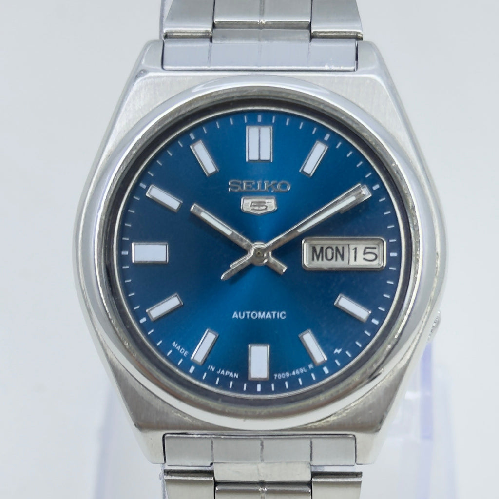 Vintage Seiko 5 Automatic Blue Dial Day-Date Japan Made
