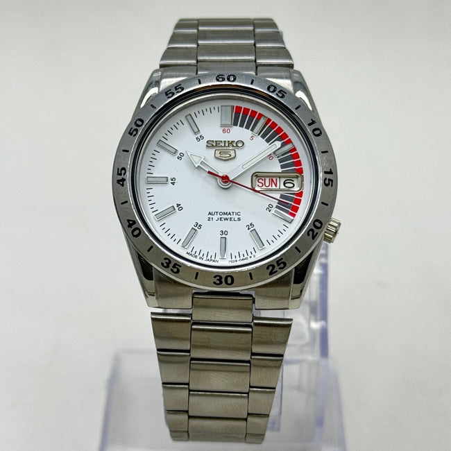 Seiko 5 -  Automatic Watch 21-J White Dial Vintage Style Mod Main Image