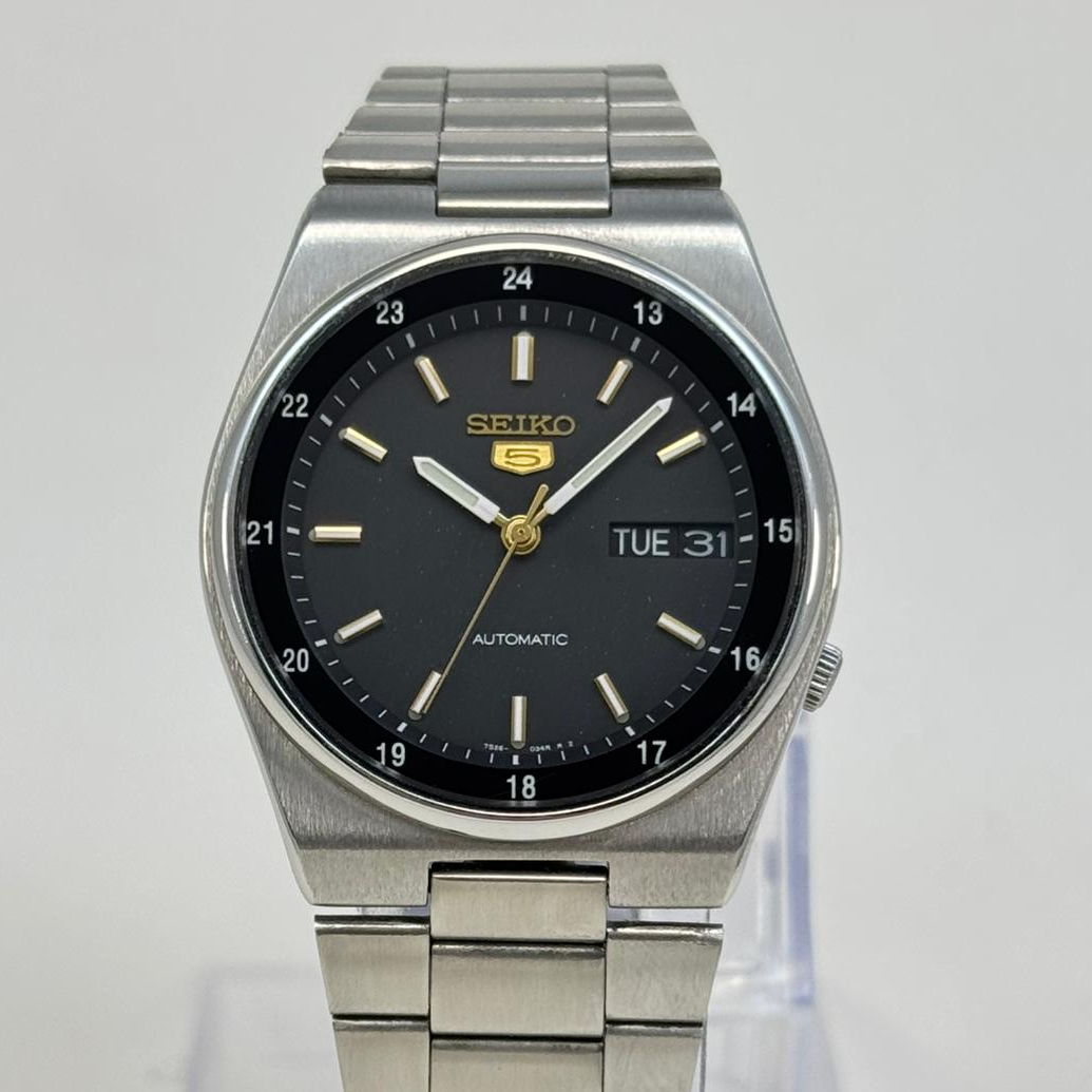 Seiko 5 - Automatic Black Dial 36mm Classic Men's Watch Vintage Japan