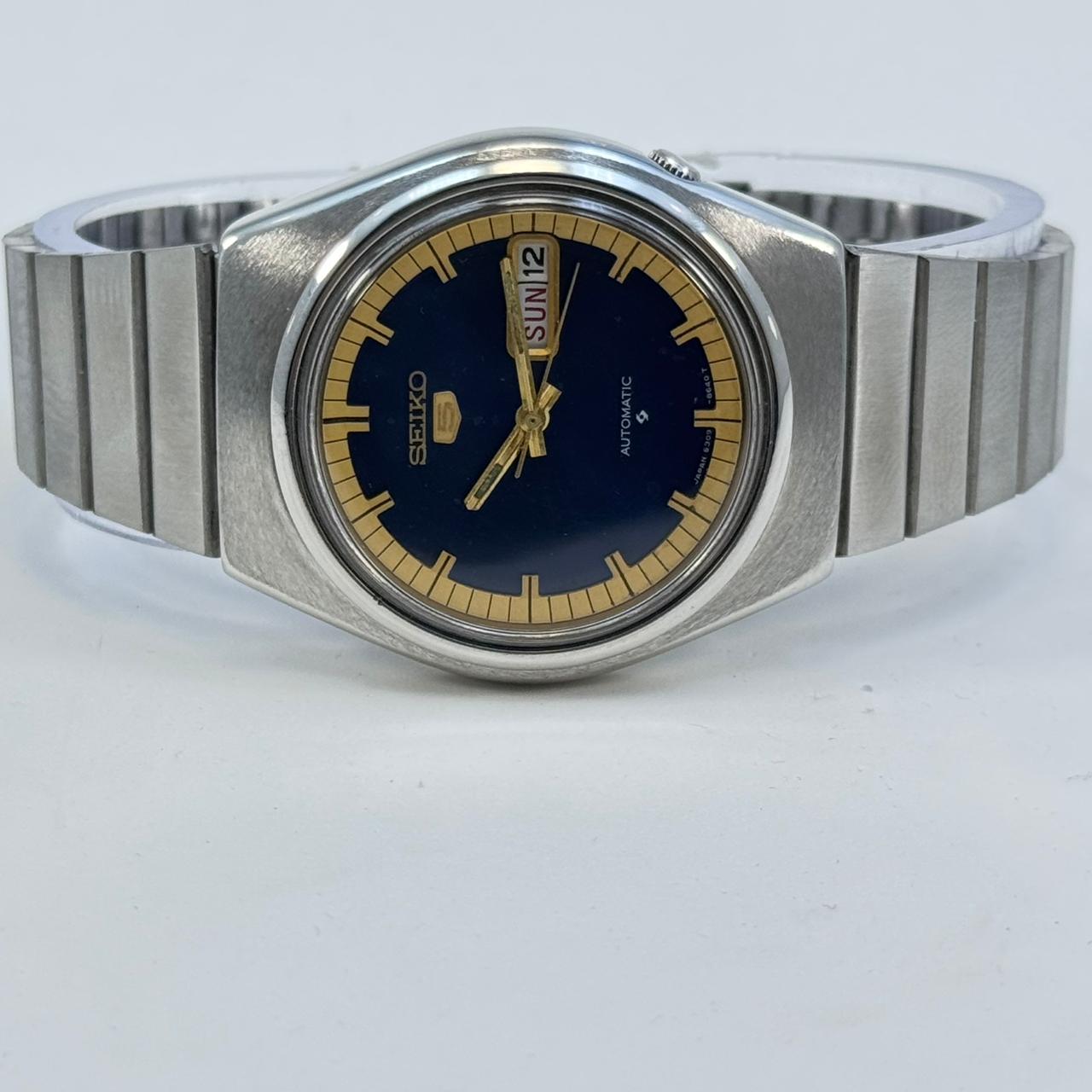Vintage Seiko 5 - Automatic Blue Dial Day-Date Classic Men’s Watch Japan Made