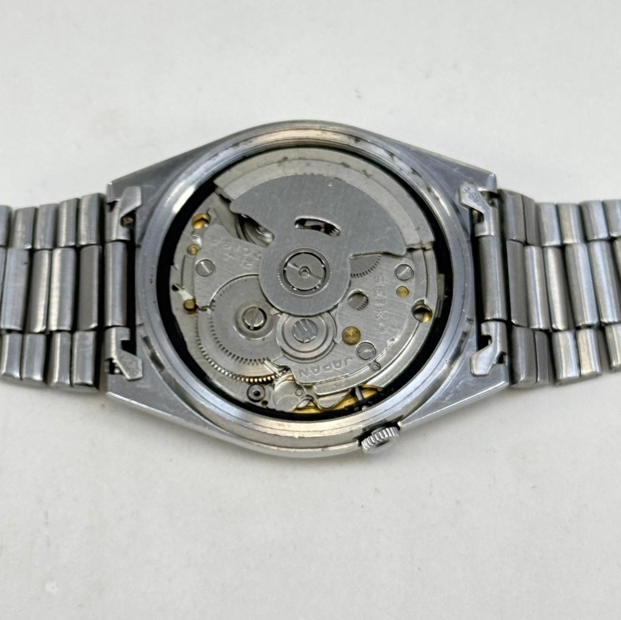 Vintage Seiko 5 Automatic Gold Dial Day-Date Japan Made