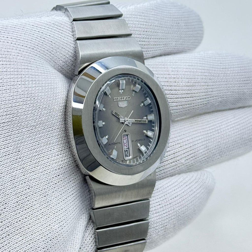 Seiko 5 Automatic 6319-5030 Vintage Watch – Smoky Grey Dial, Day-Date, 40mm Japan