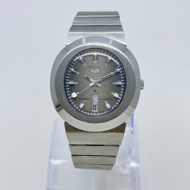 Seiko 5 Automatic 6319-5030 Vintage Watch – Smoky Grey Dial, Day-Date, 40mm Japan Main Image