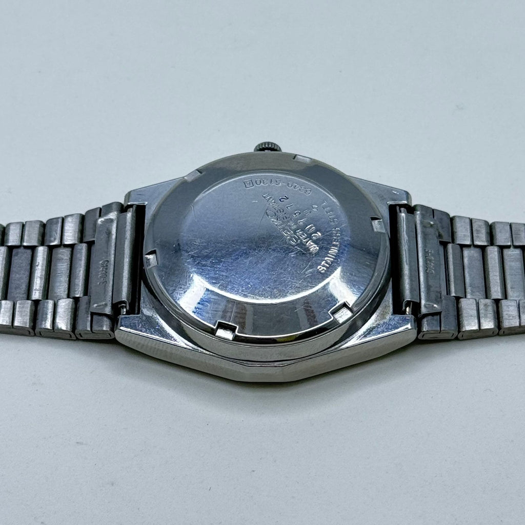 Vintage Seiko 5 Automatic Watch 23 Jewels Maroon Dial Day-Date Japan Made