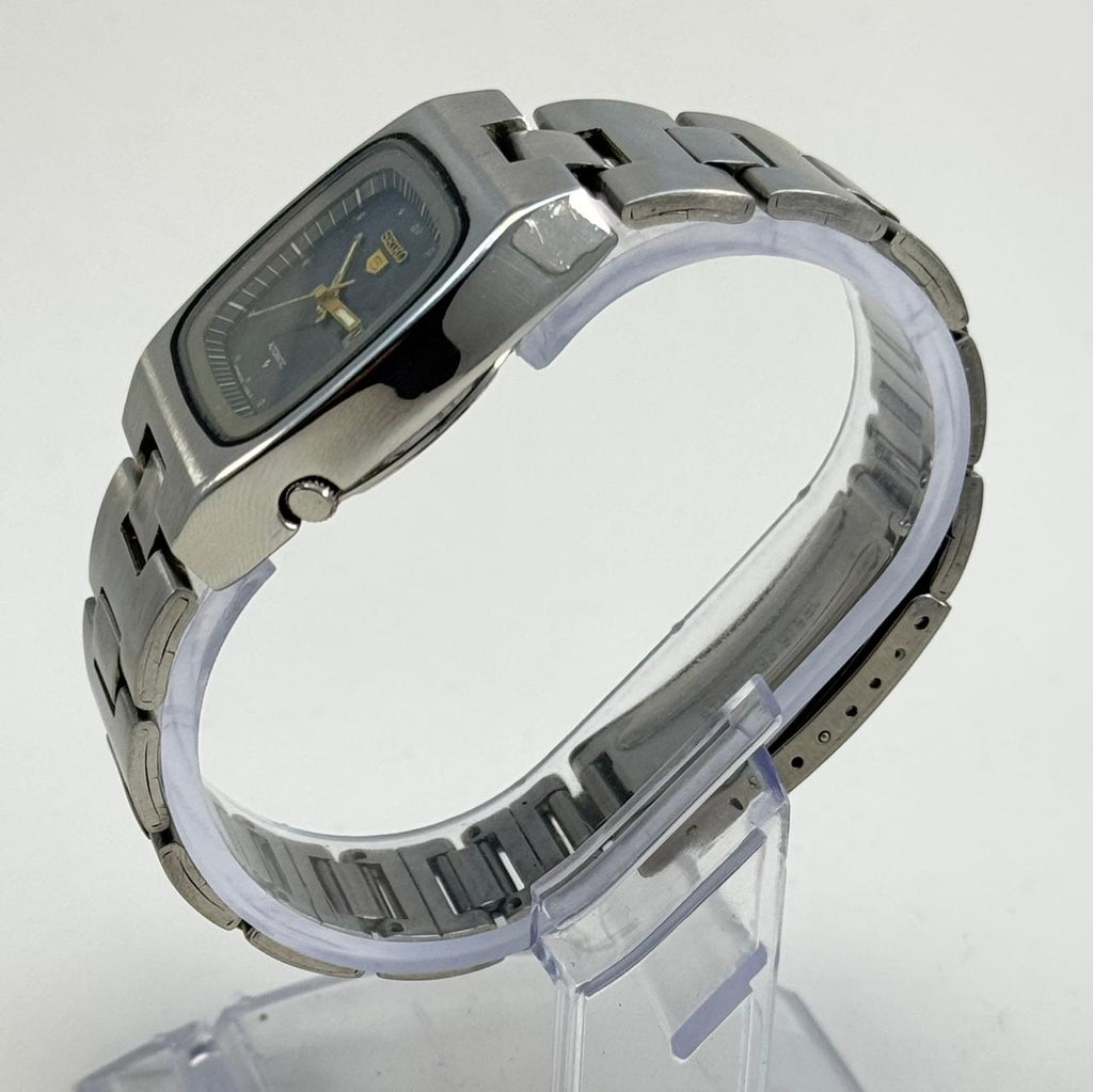 Vintage Seiko 5 Automatic Men's Watch TV Shape Japan Made