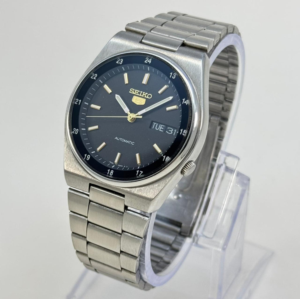 Seiko 5 - Automatic Black Dial 36mm Classic Men's Watch Vintage Japan