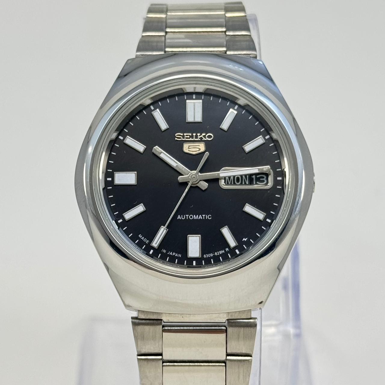 Seiko 5 -  Automatic Japanese Movement Day Date Vintage Style